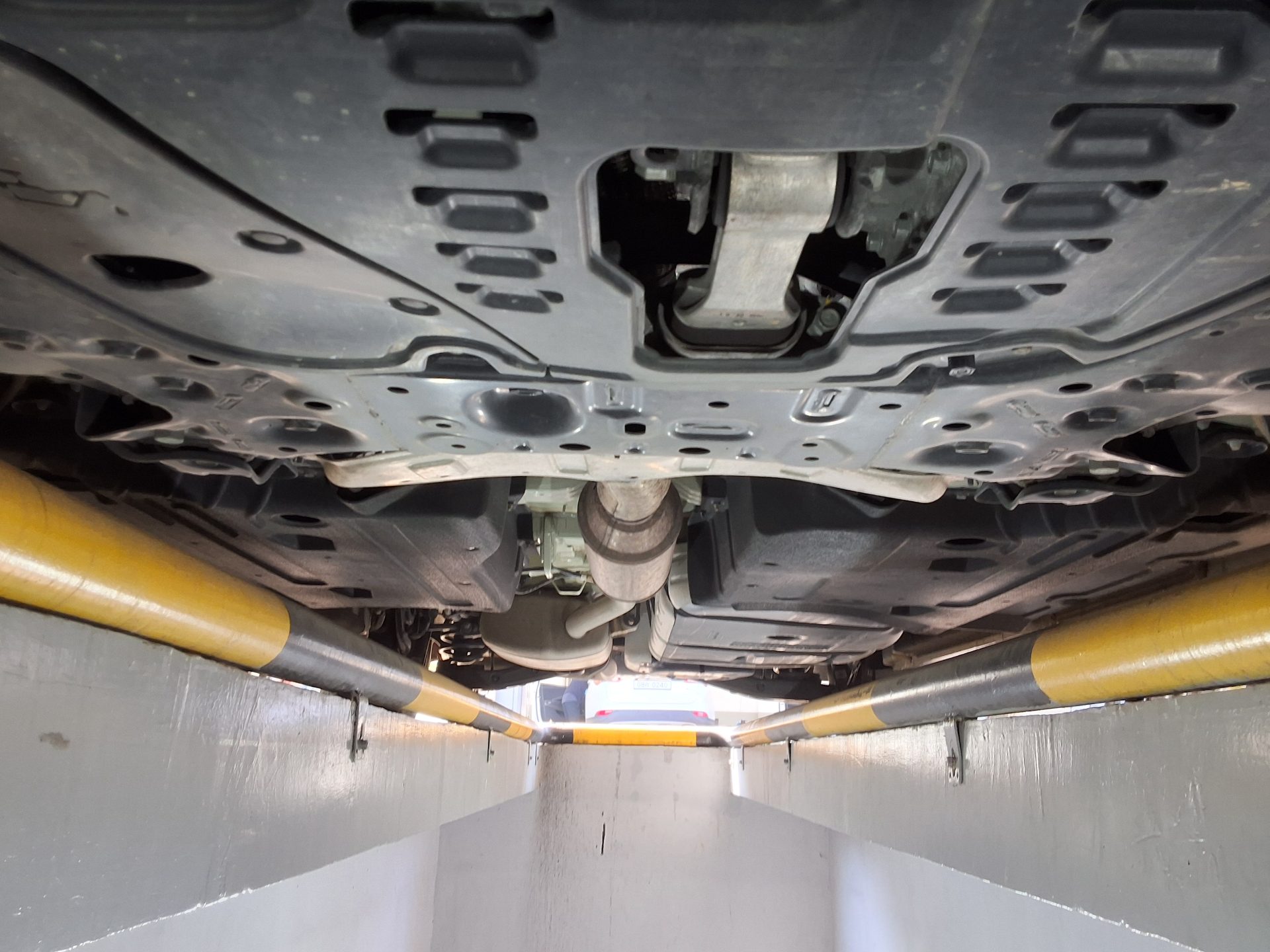 Kia SEDONA 2021 - Image 19