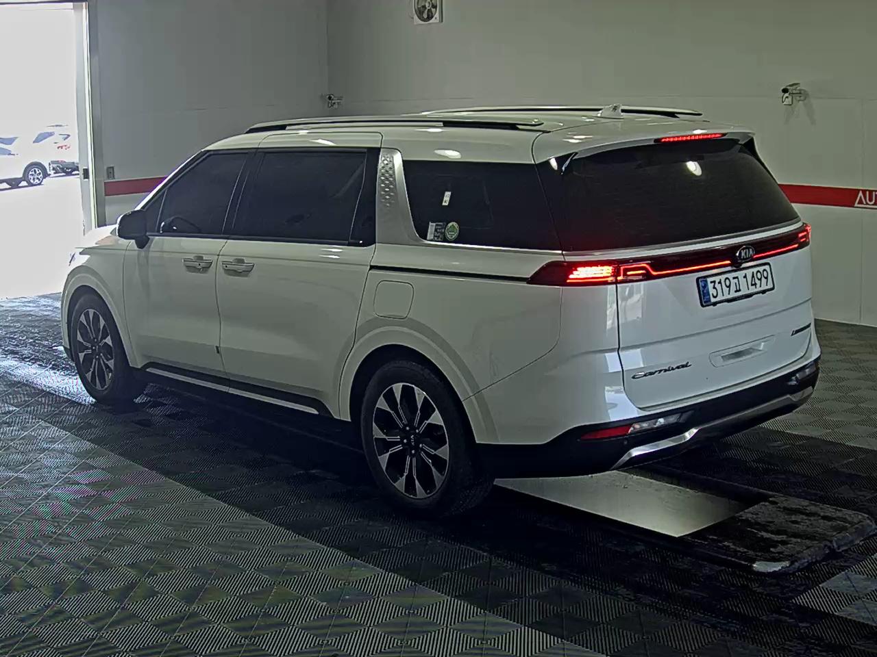 Kia SEDONA 2021 - Image 5