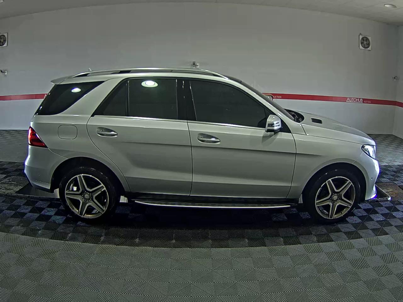 Mercedes-Benz GLE-Class 2016 - Image 3