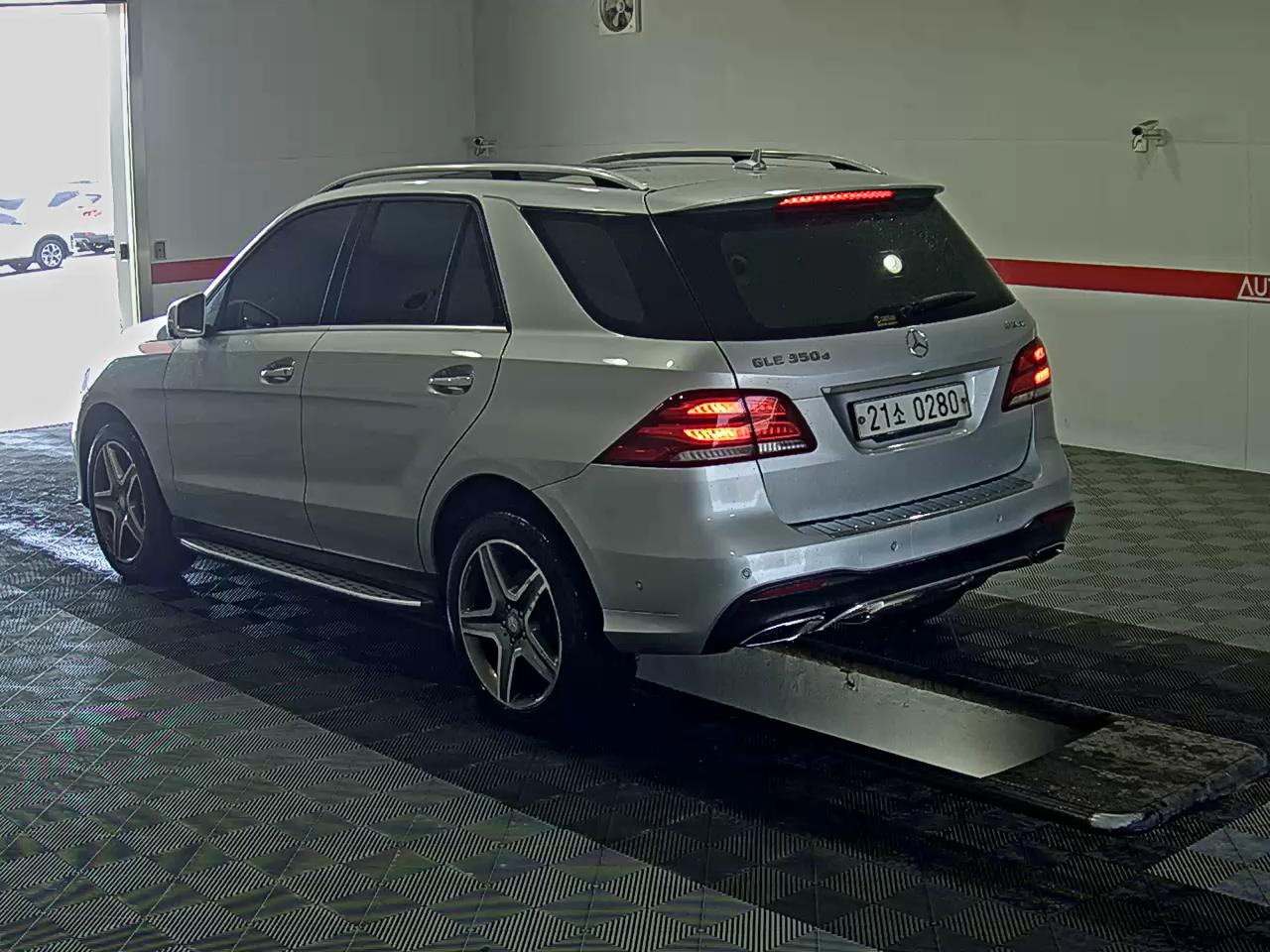 Mercedes-Benz GLE-Class 2016 - Image 5