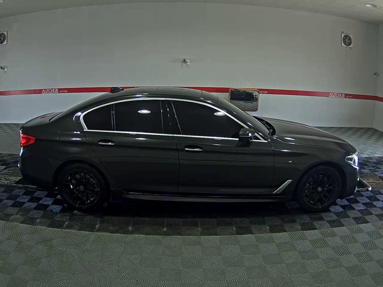 BMW 5 Series 2018 - Image 3