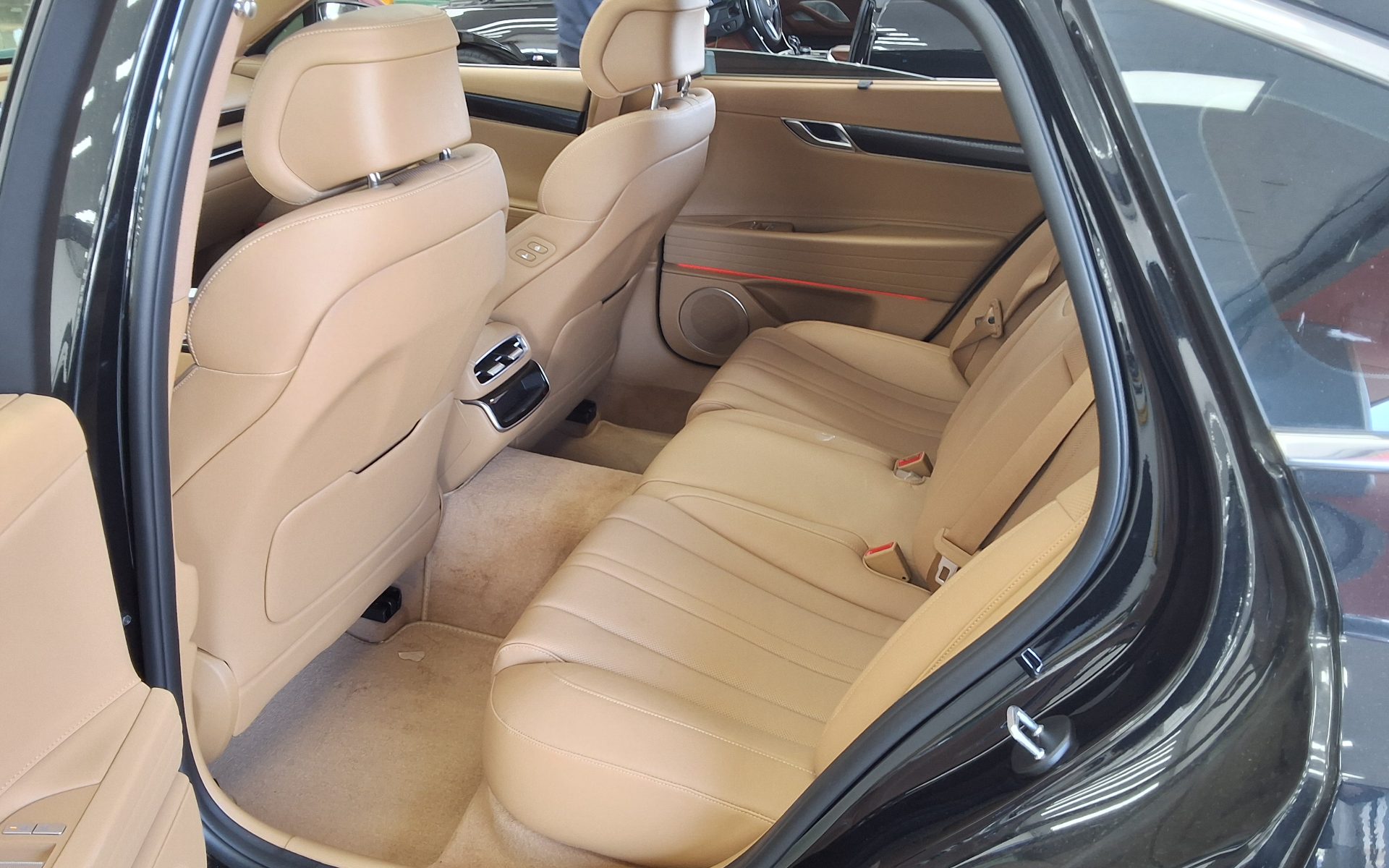 2026 - genesis g80