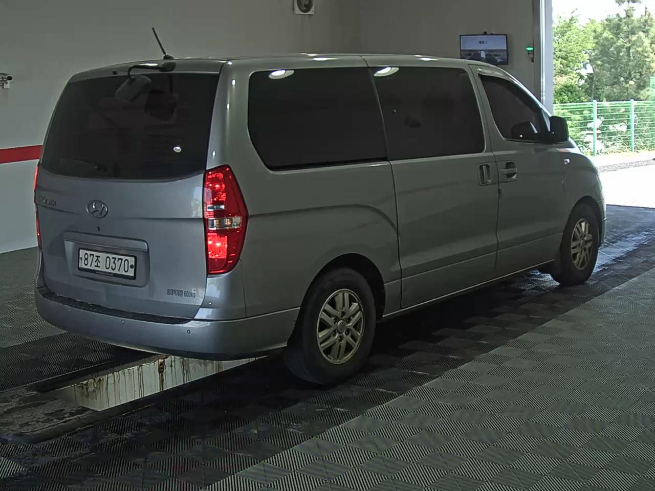 Hyundai Grand Starex 2018 - Image 4