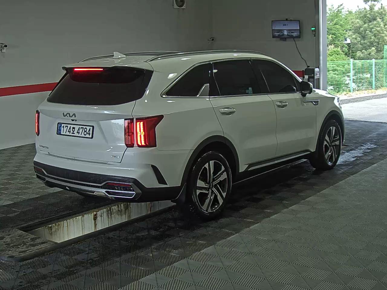 2023 - kia sorento