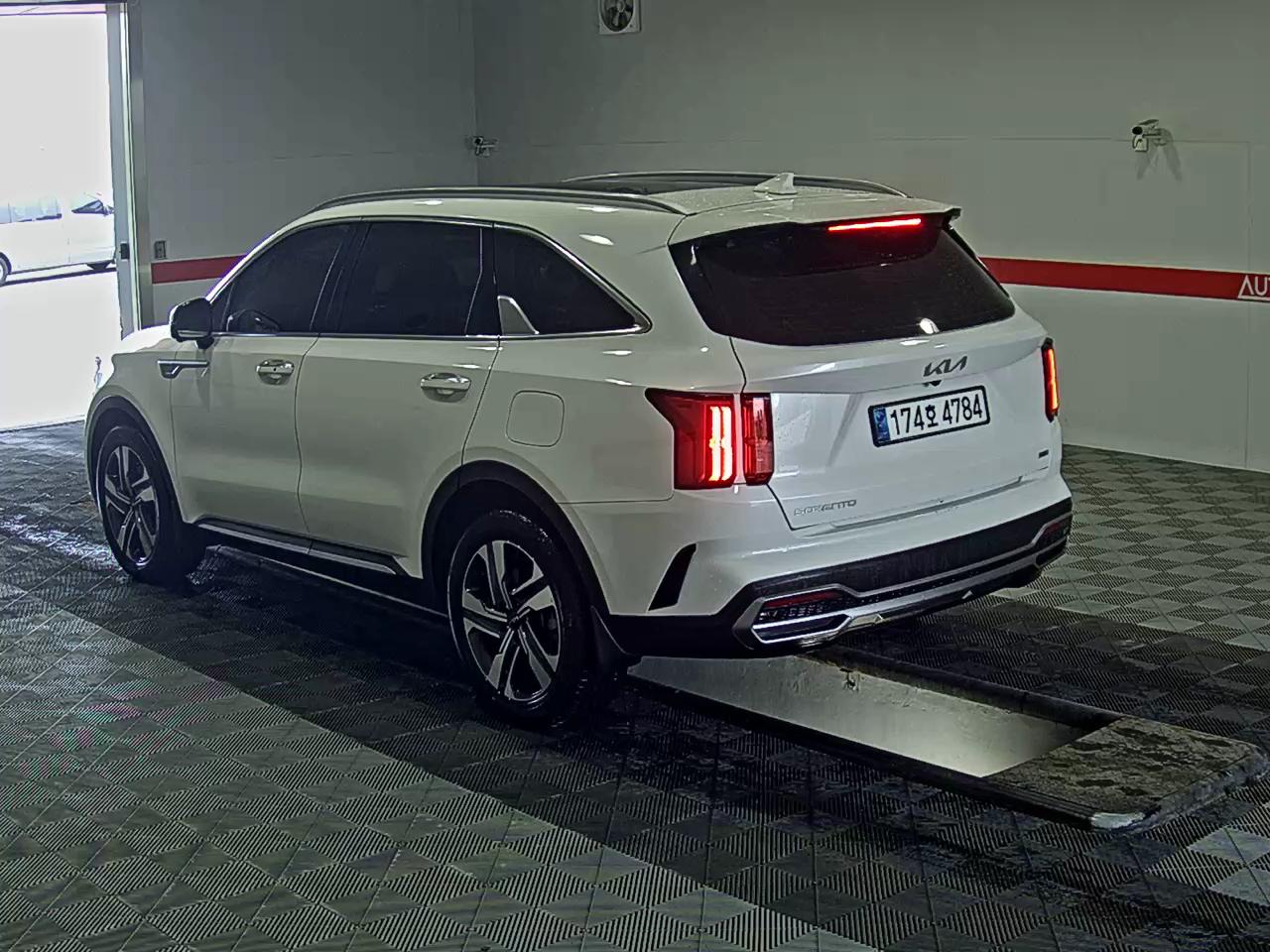 2023 - kia sorento