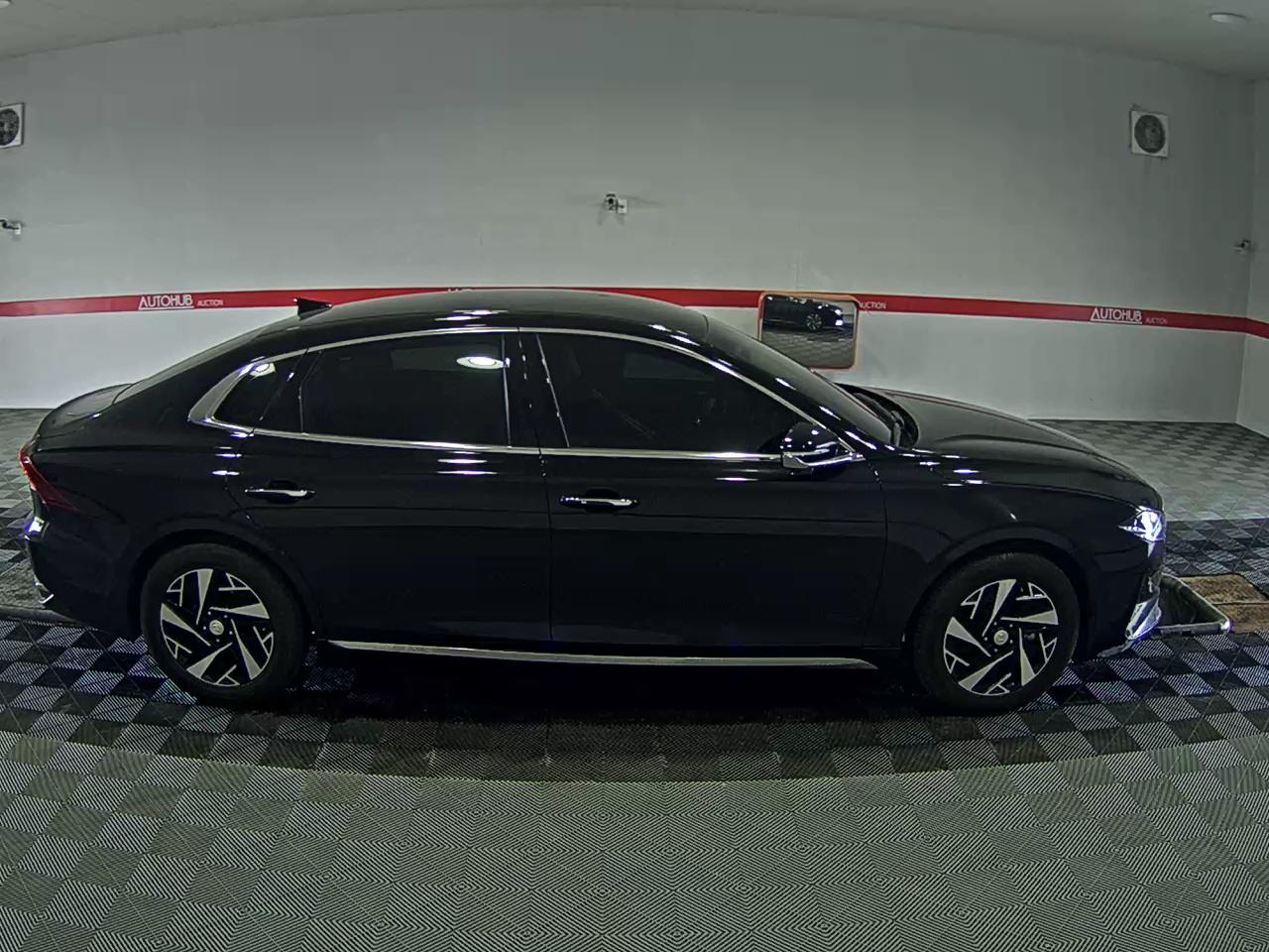 2022 - hyundai grandeur