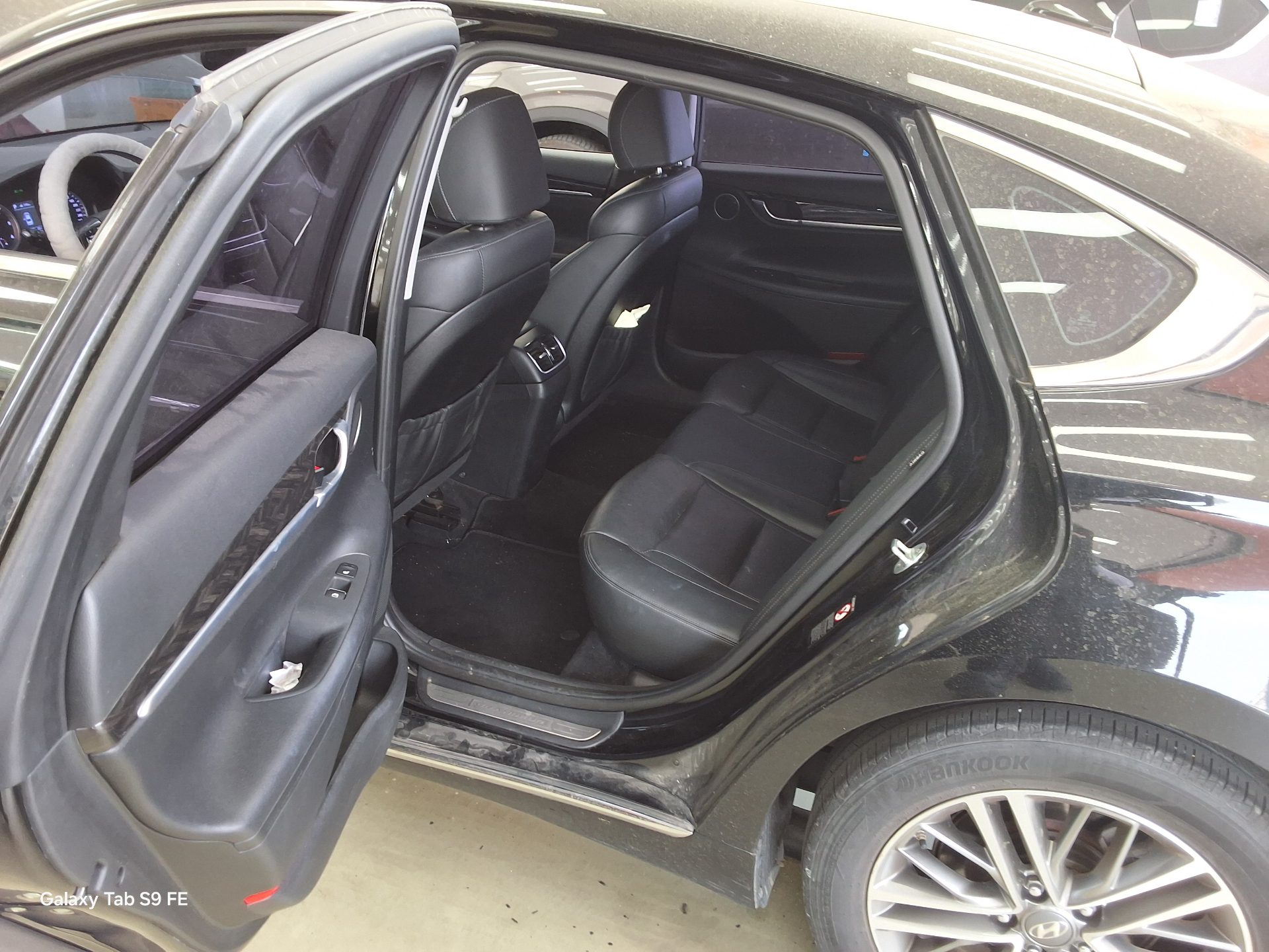 Hyundai Grandeur - 11