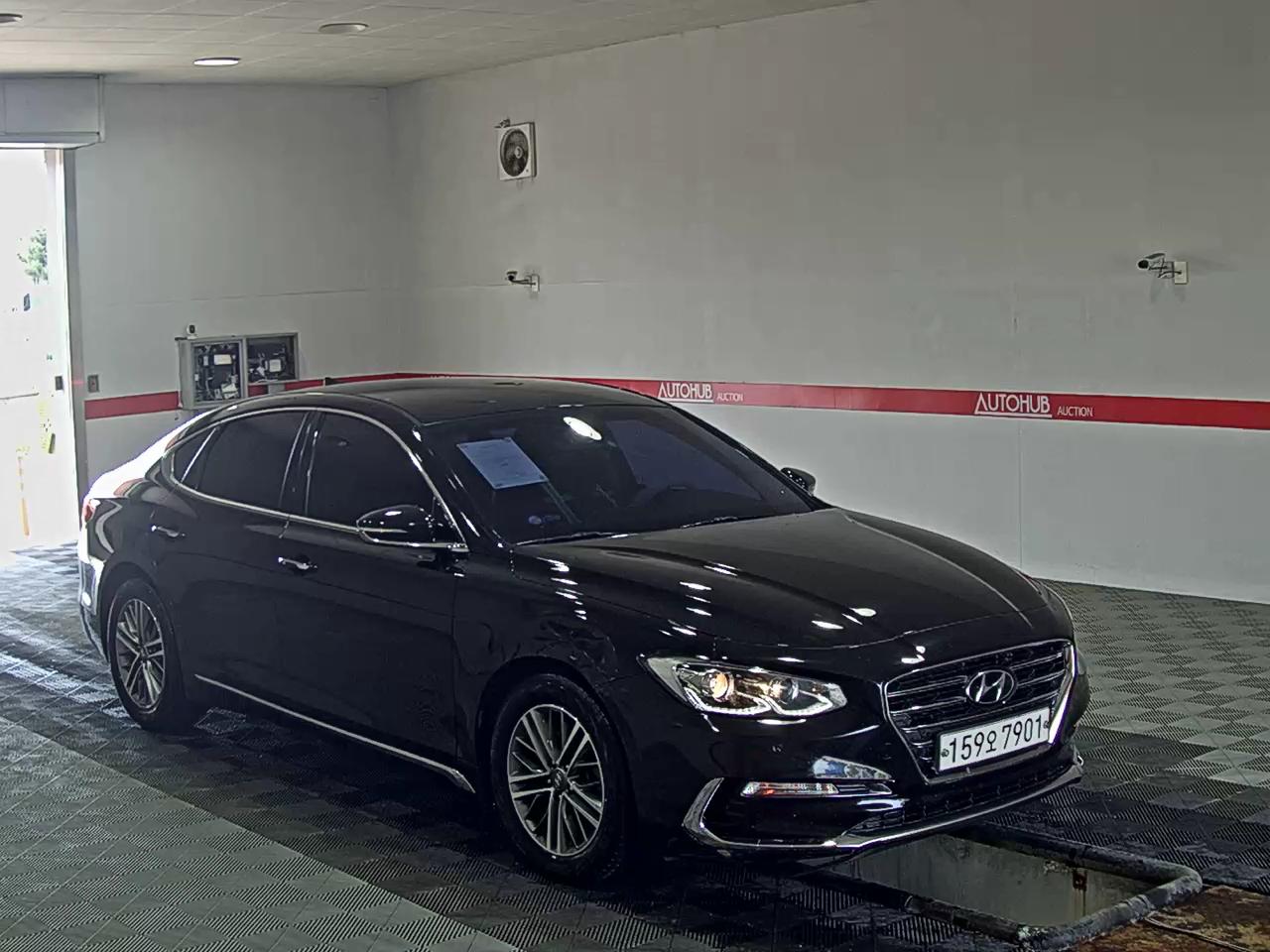 Hyundai Grandeur - 2