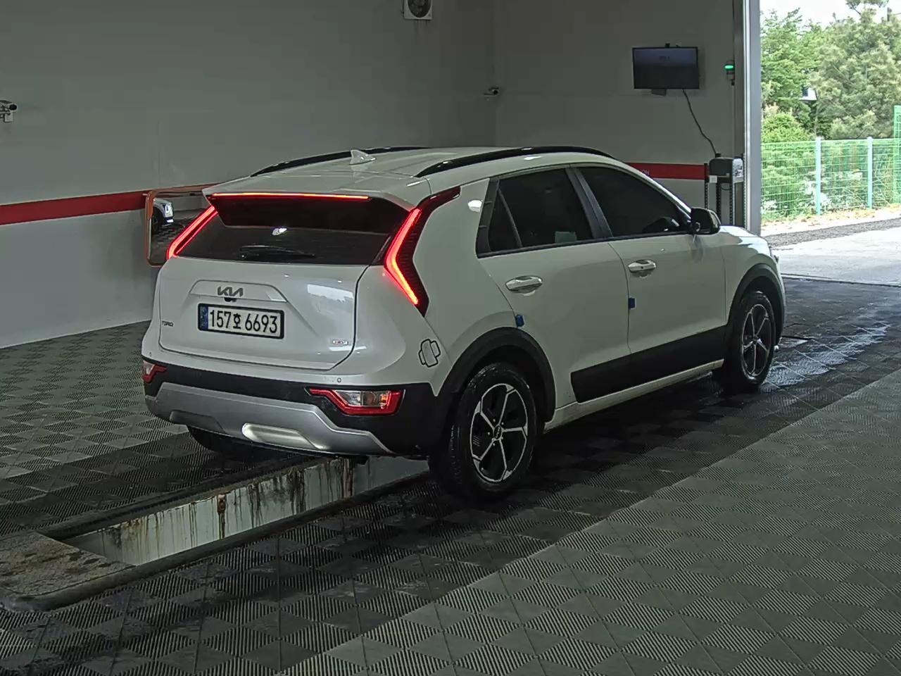 2022 - kia niro