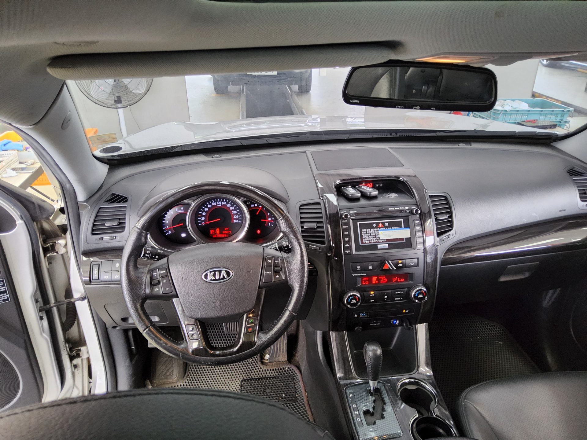 Kia Sorento - 10