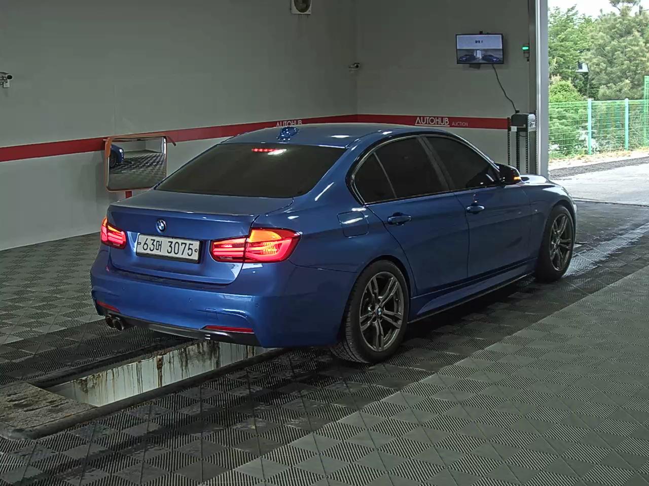 BMW 3 시리즈 2017 - 이미지 4