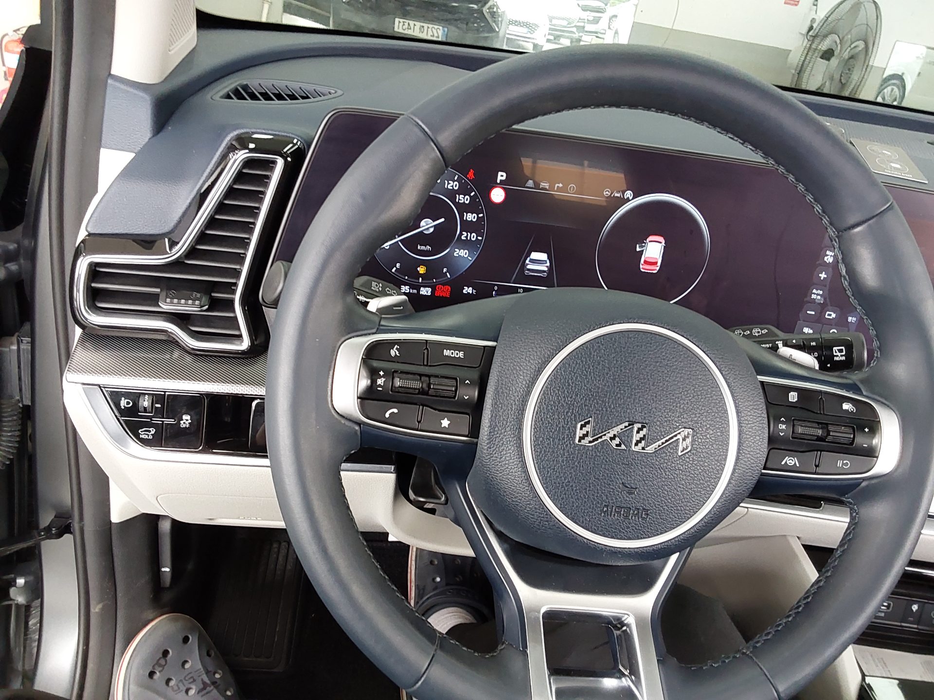 Kia Other 2023 - Image 17