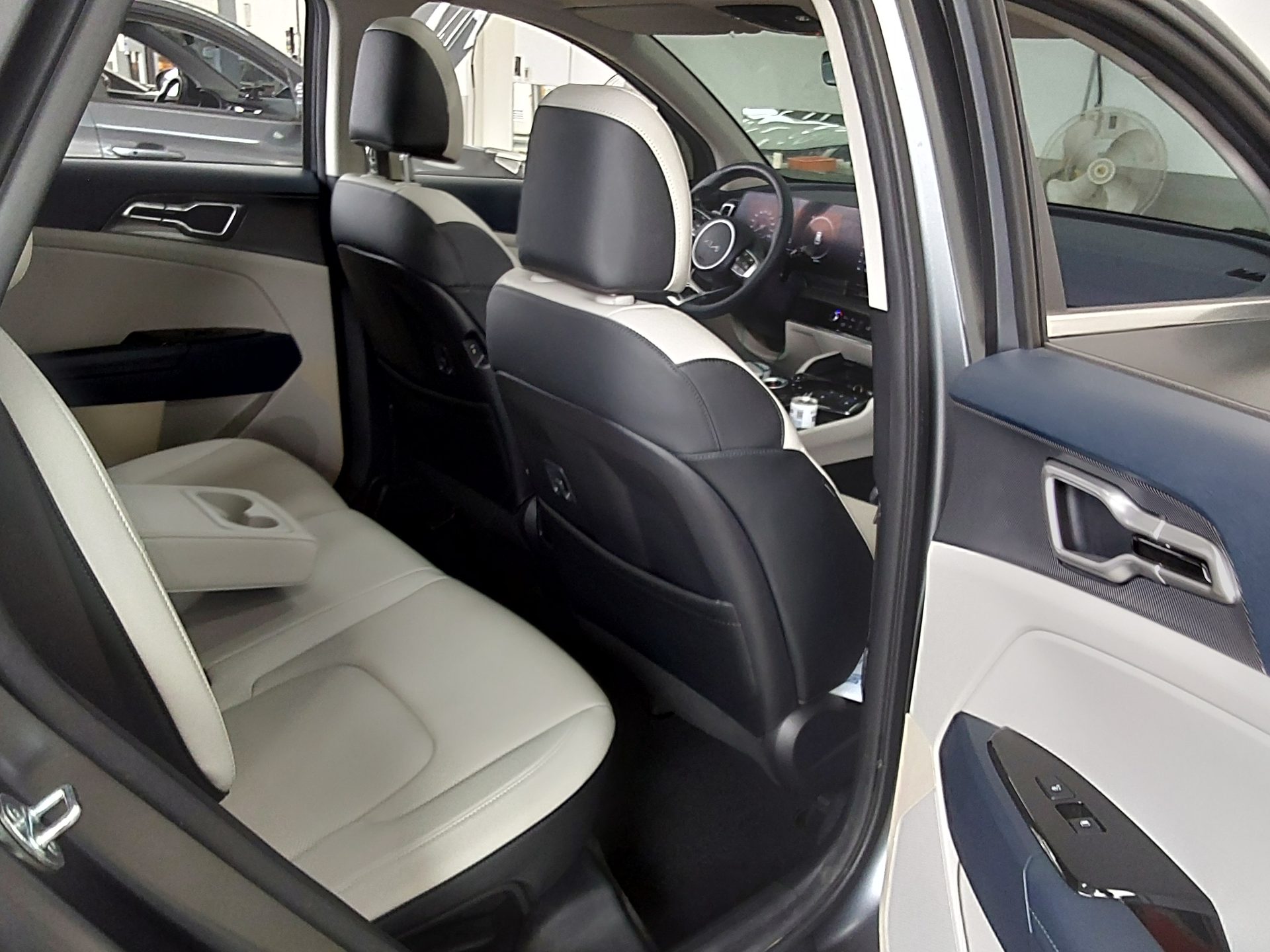 Kia Other 2023 - Image 13