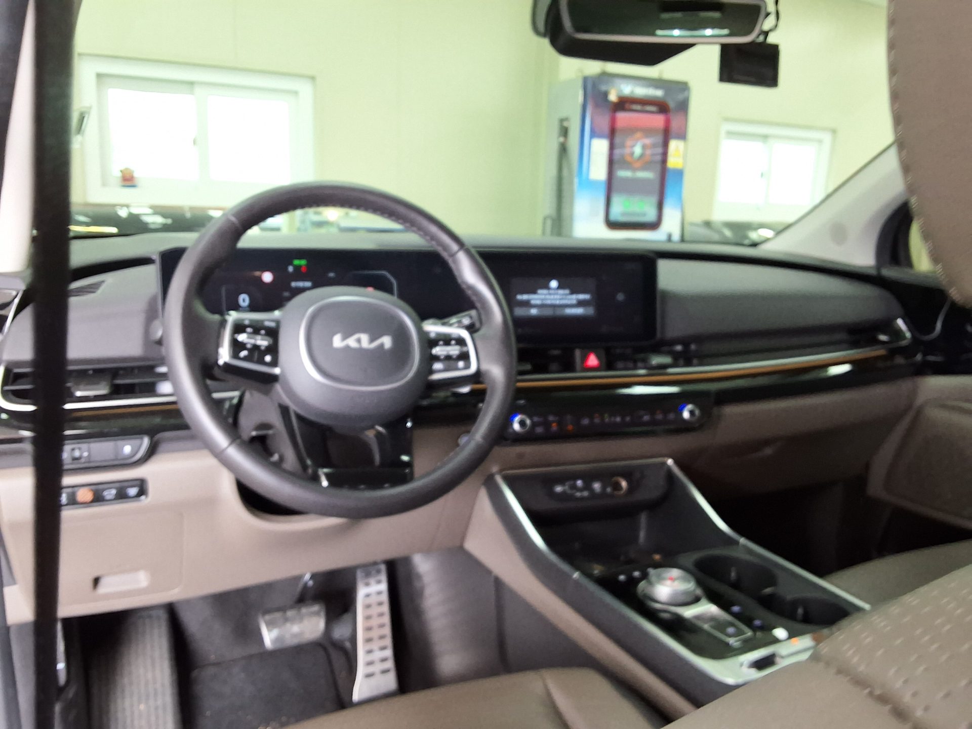 2024 - kia carnival