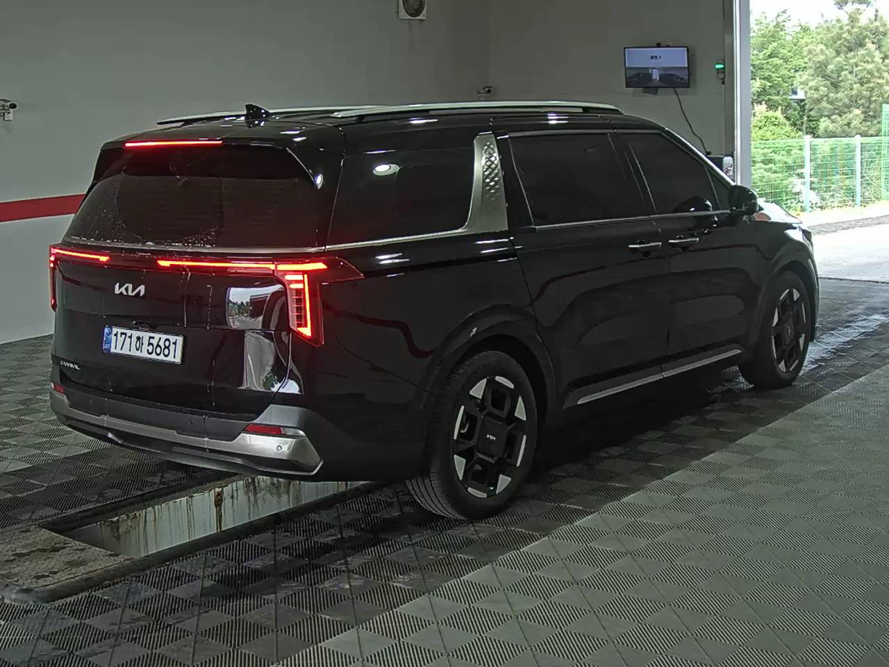 2024 - kia carnival