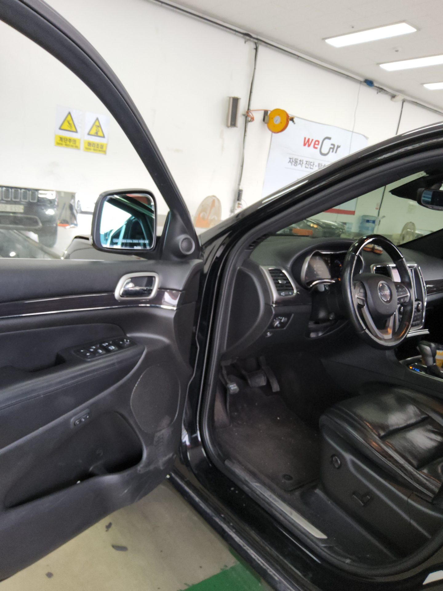 Jeep Grand Cherokee 2018 - Image 10