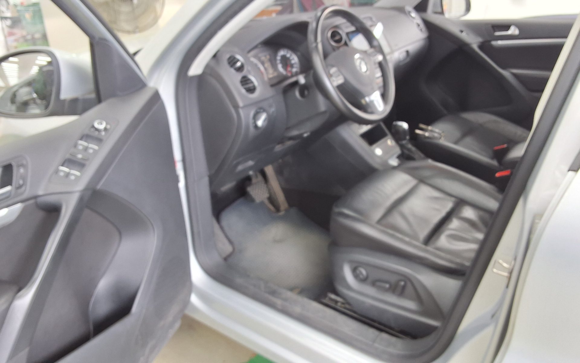Volkswagen Tiguan 2014 - Image 9