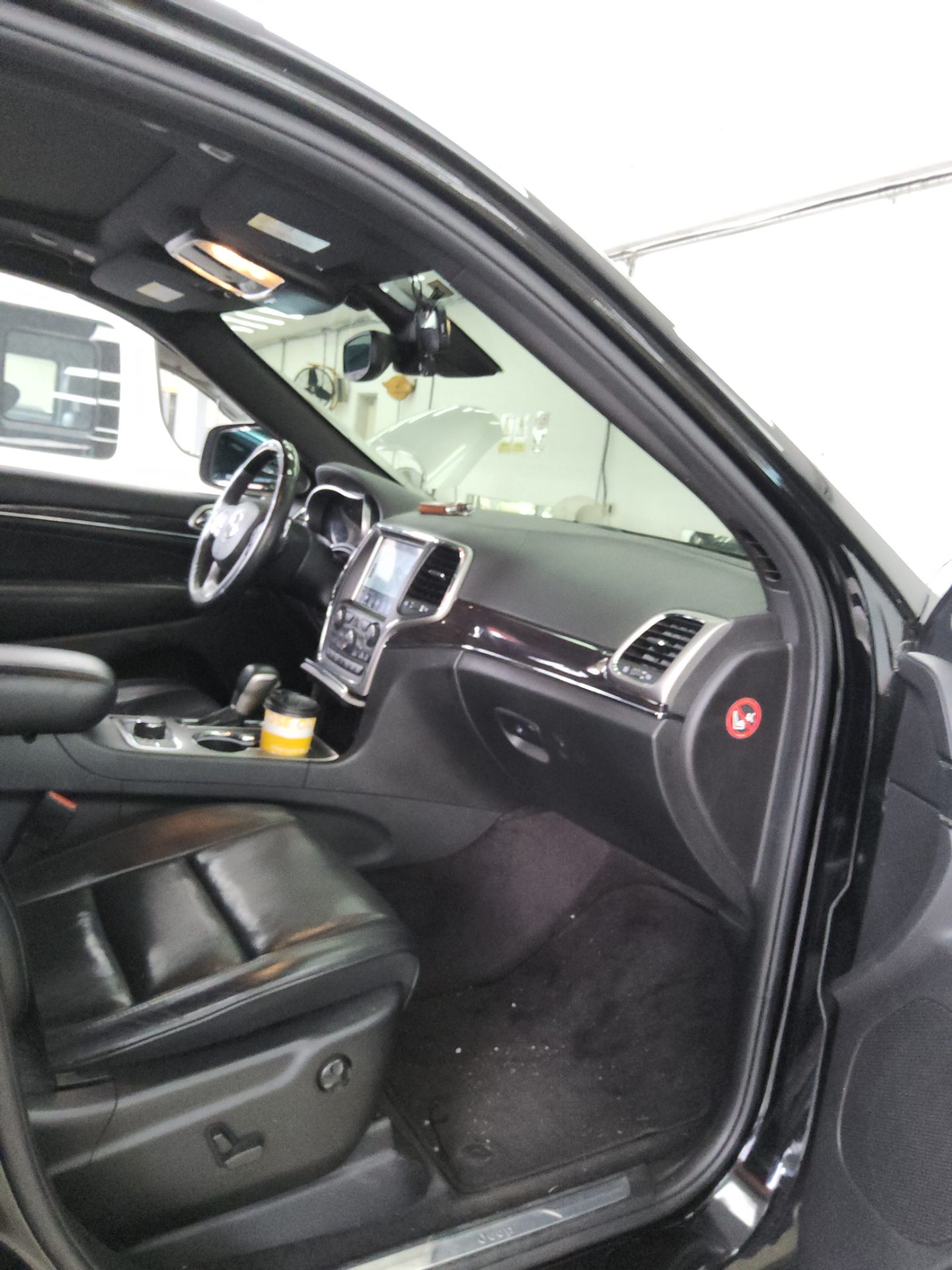 Jeep Grand Cherokee 2018 - Image 14
