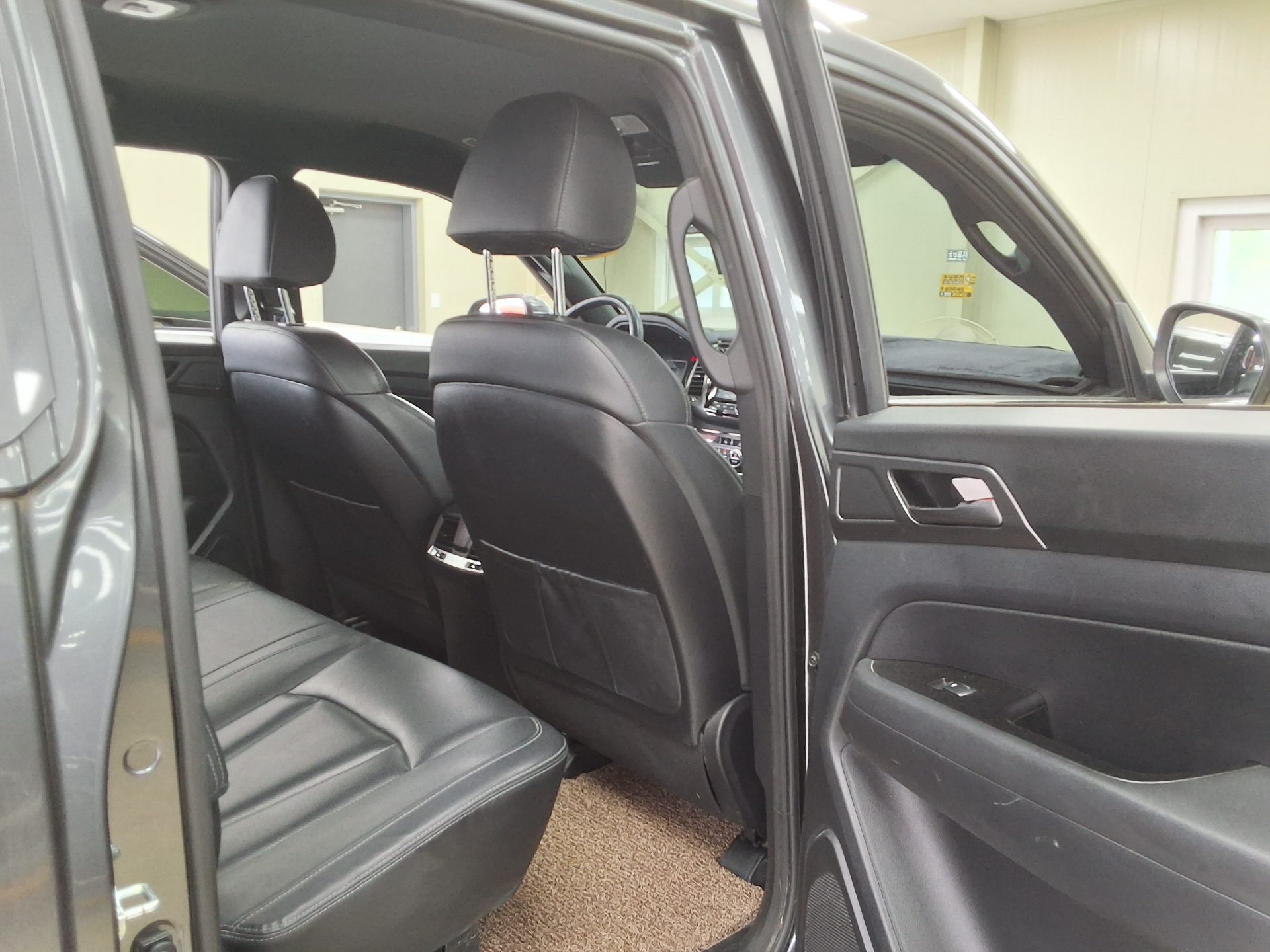 KG Mobility Rexton Sports 2021 - Image 12