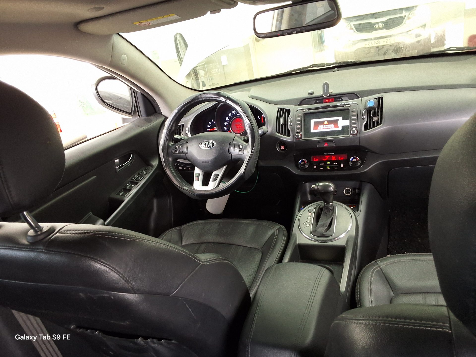 Kia Sportage 2013 - Image 10