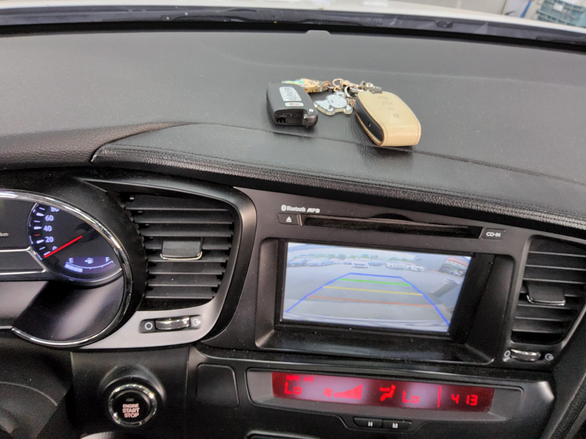 Kia K5 2012 - Image 18