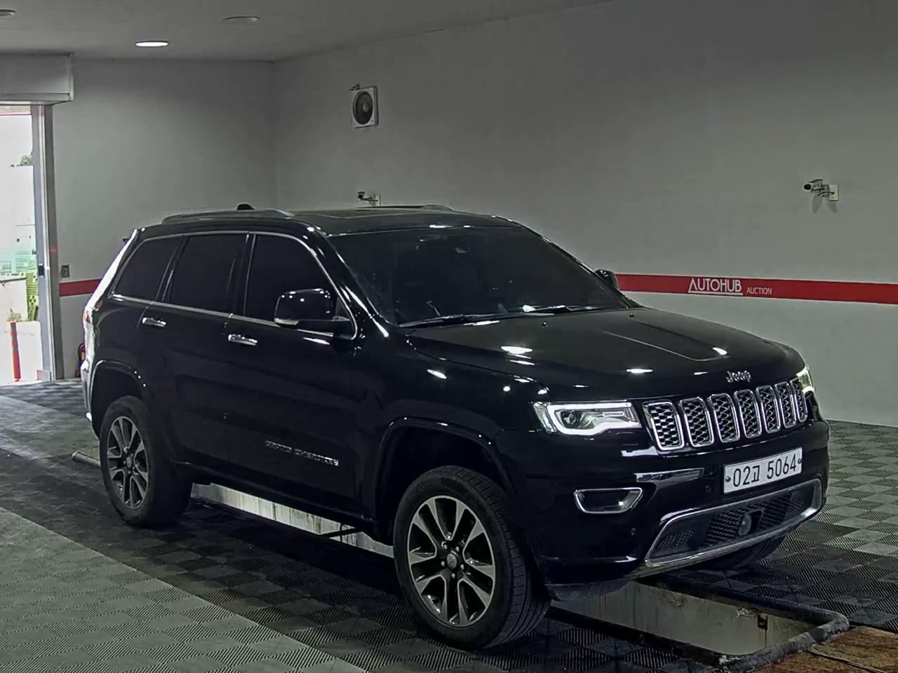 Jeep Grand Cherokee 2018 - Image 2