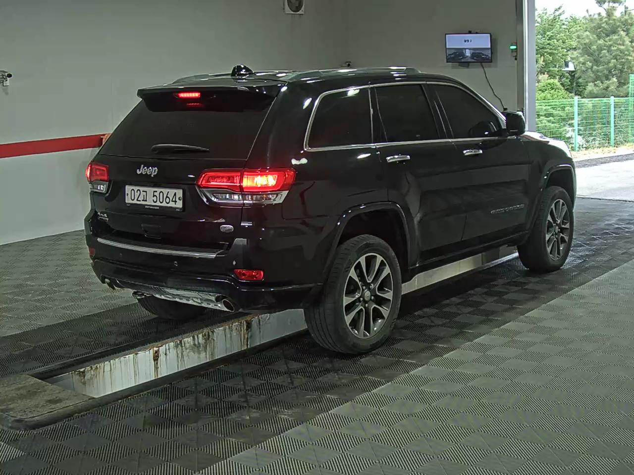 Jeep Grand Cherokee 2018 - Image 4