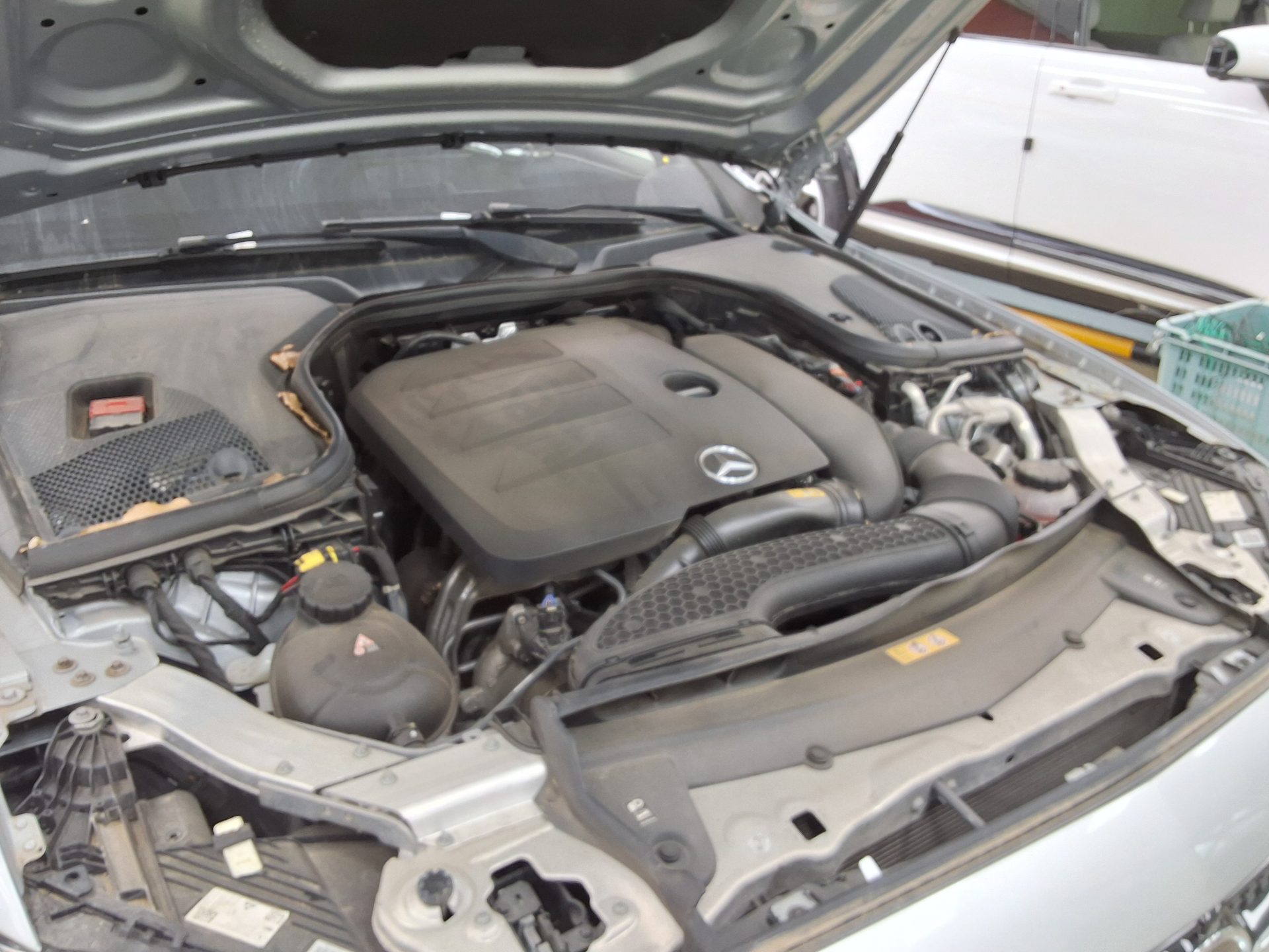 Mercedes-Benz E-Class 2021 - Image 18