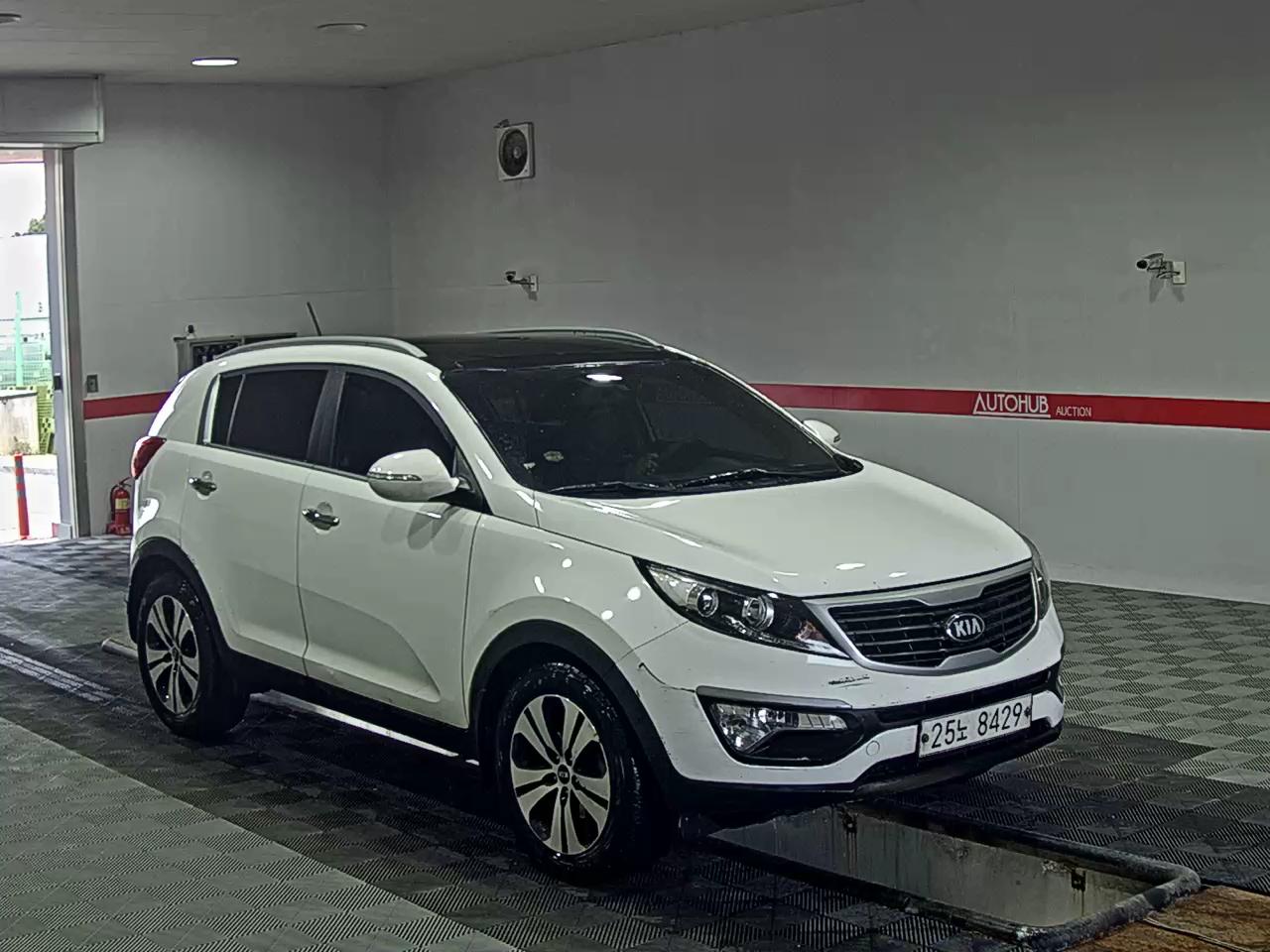 Kia Sportage 2013 - Image 2