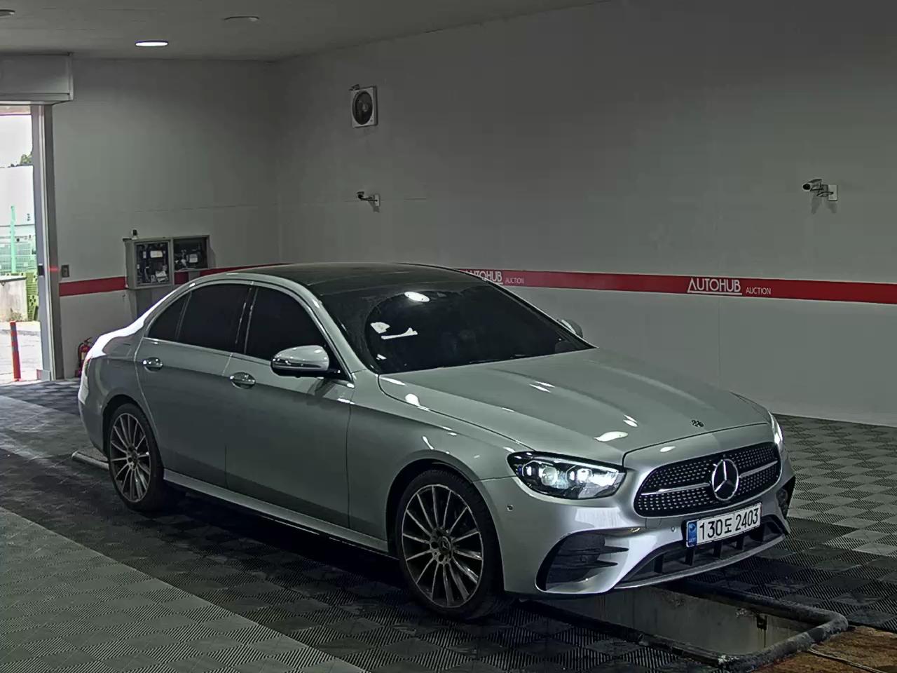 Mercedes-Benz E-Class 2021 - Image 2