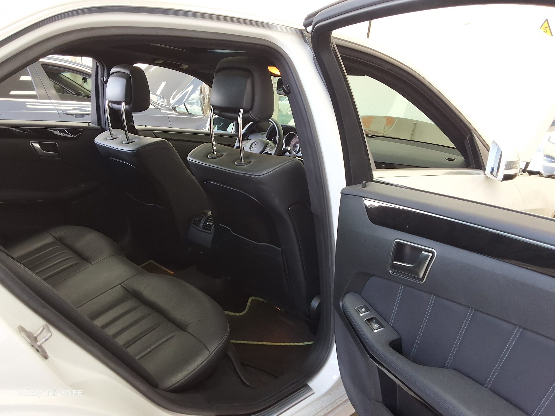 Mercedes-Benz E-Class 2014 - Image 12