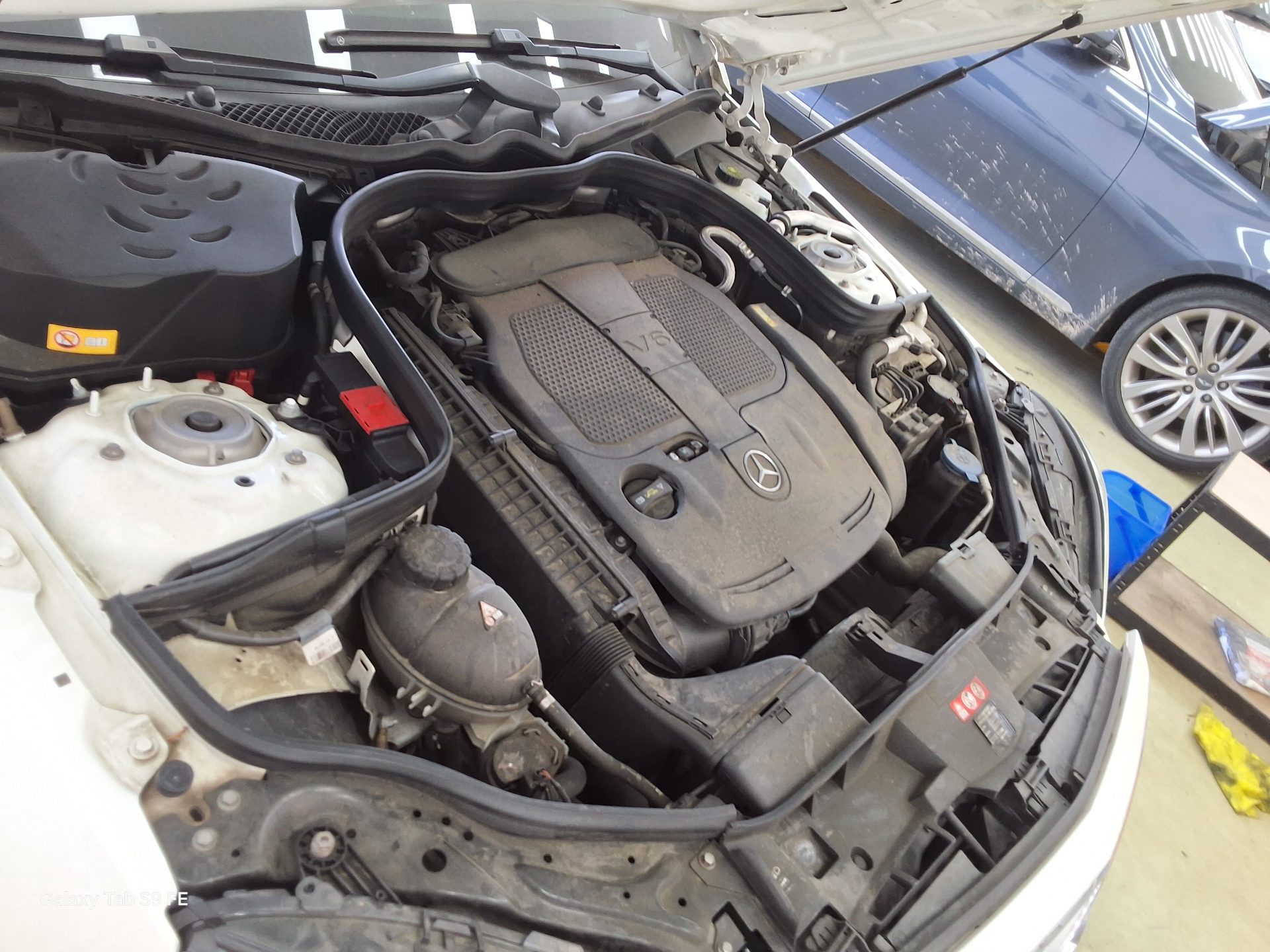 Mercedes-Benz E-Class 2014 - Image 20