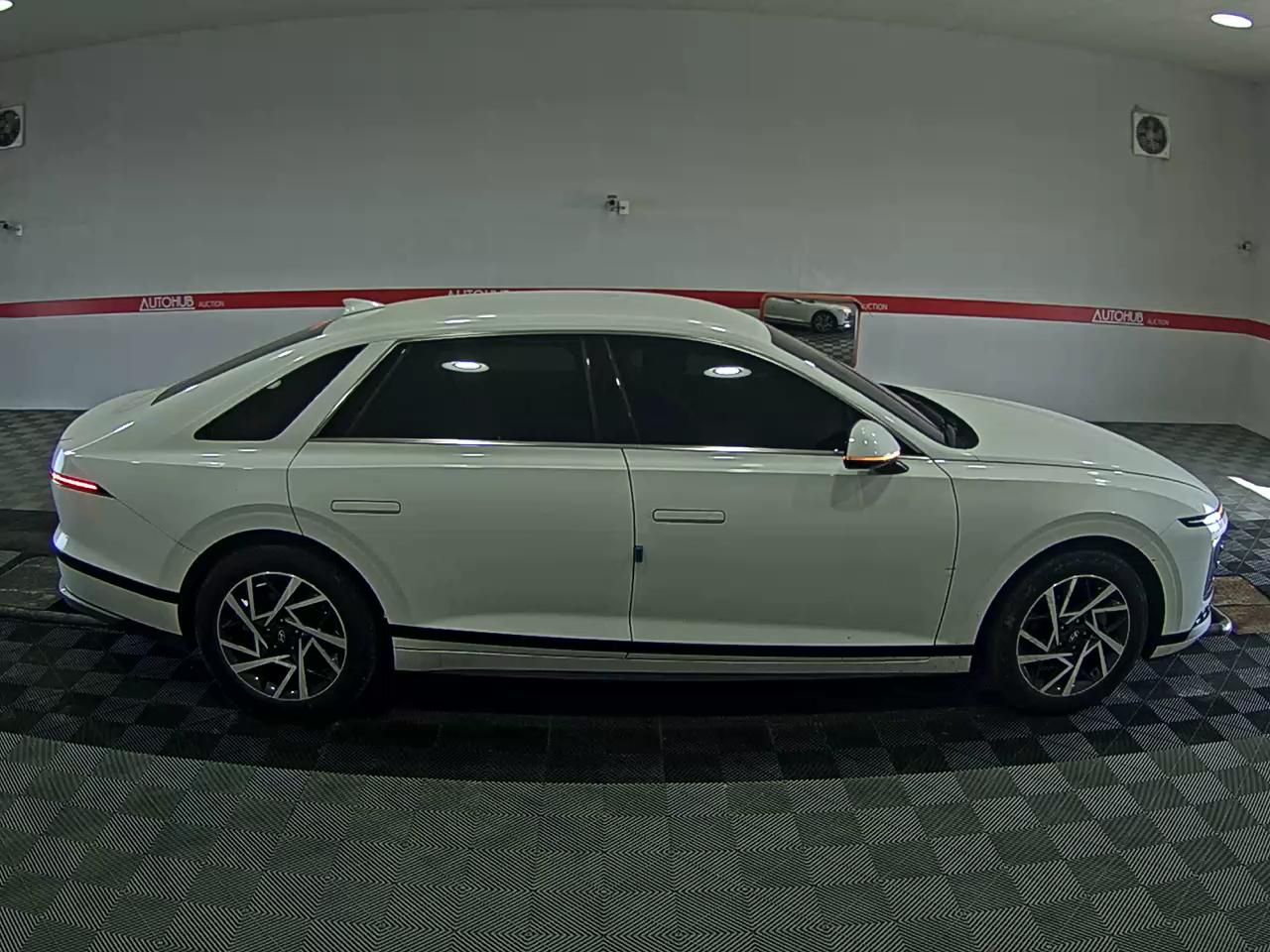 Hyundai Grandeur 2024 - Image 3