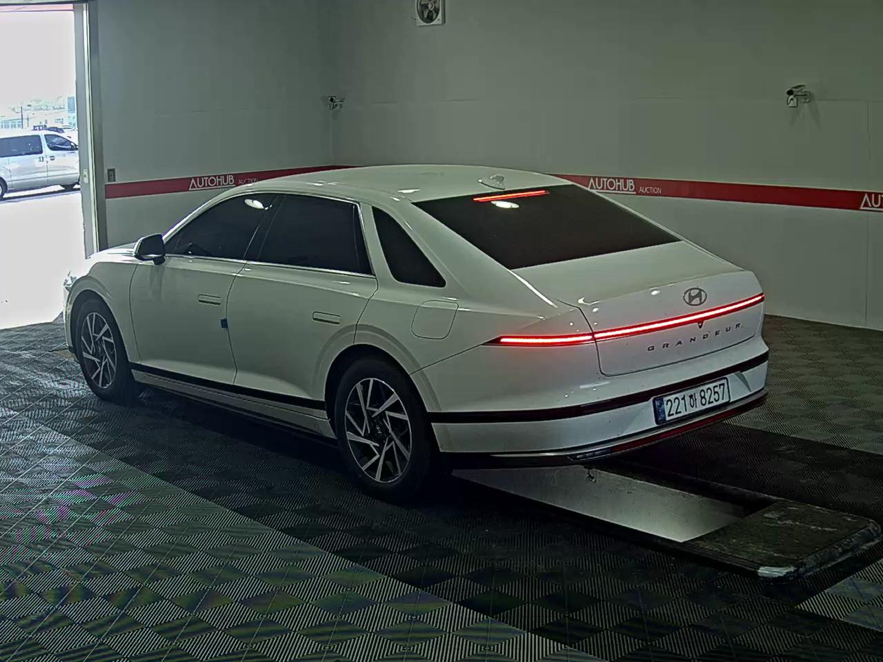 Hyundai Grandeur 2024 - Image 5