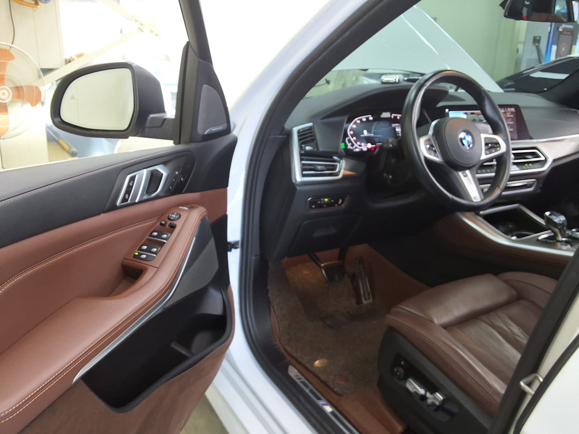 BMW X5 2023 - Image 9