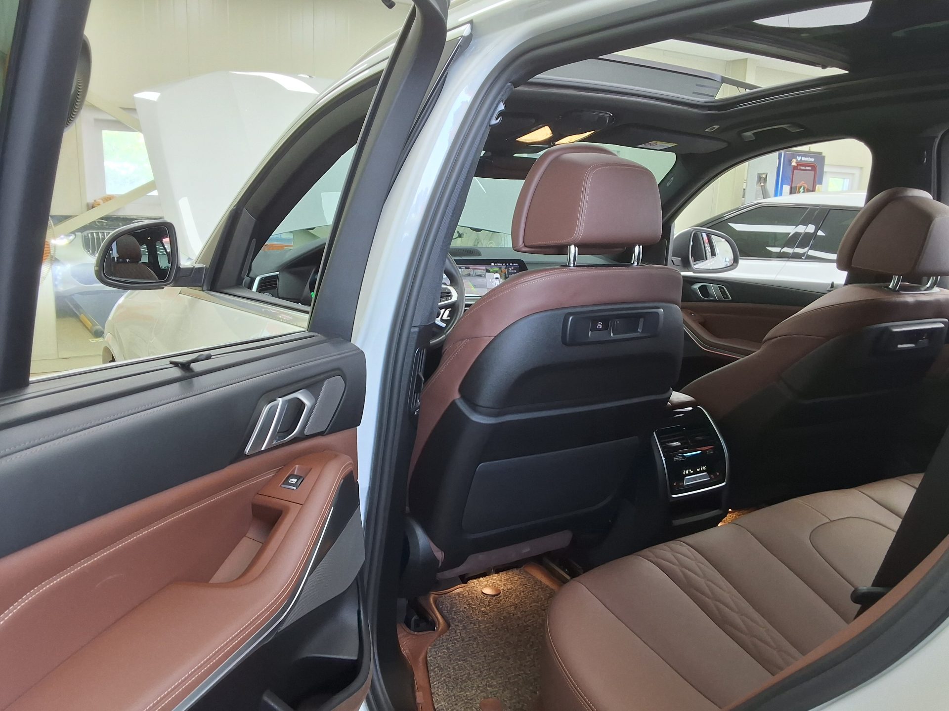 BMW X5 2023 - Image 11