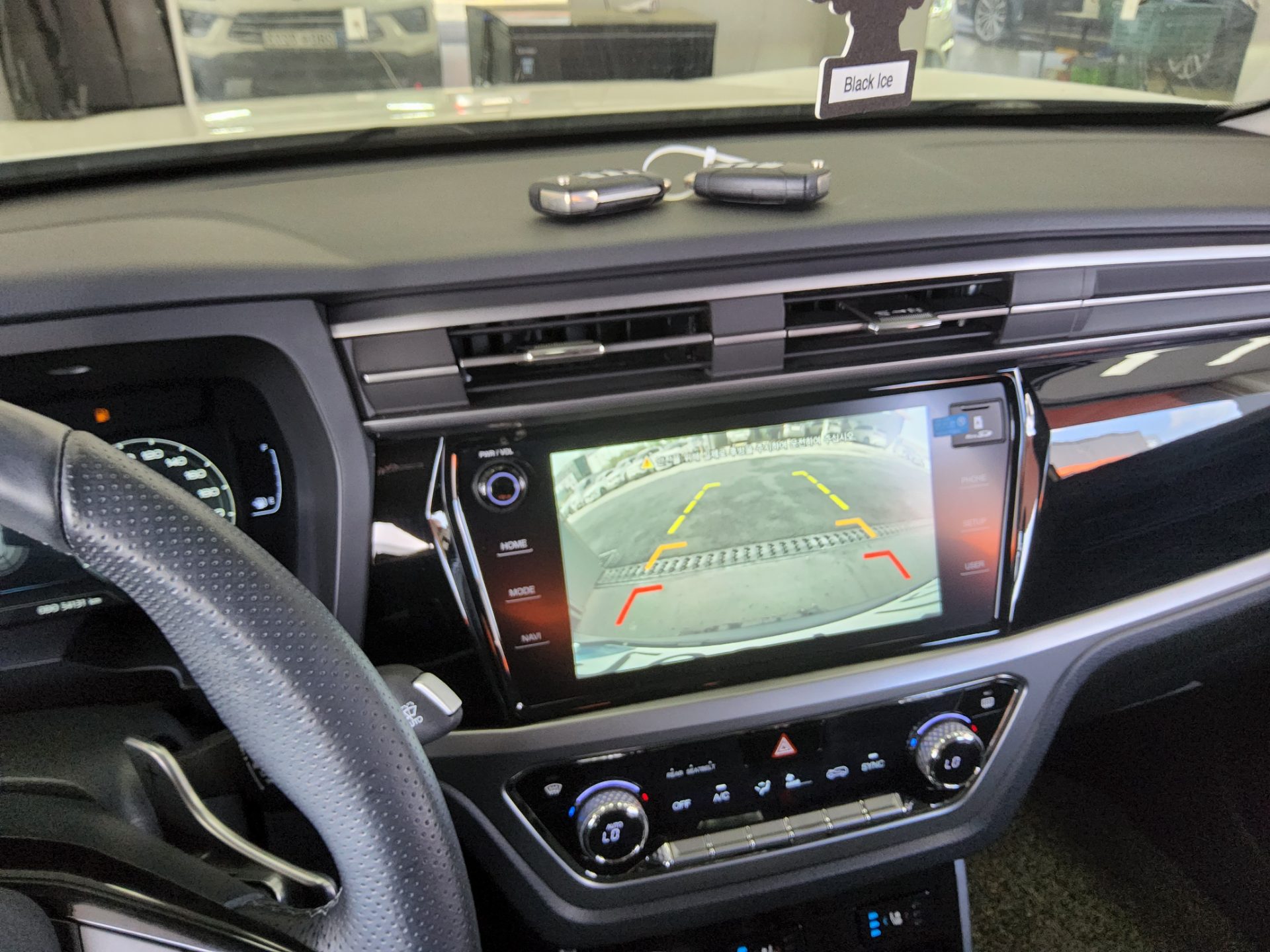 KG Mobility Korando 2022 - Image 17