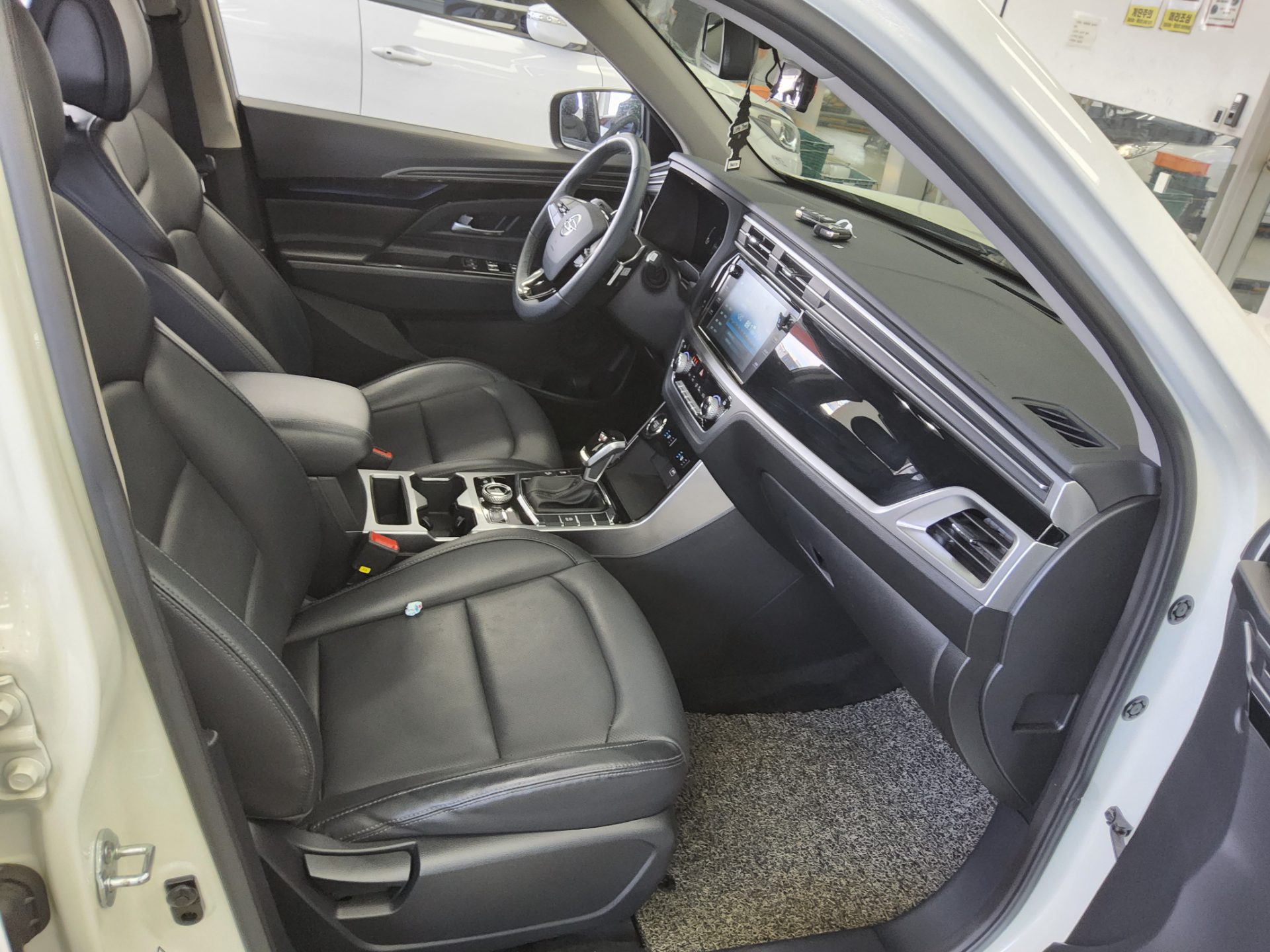 KG Mobility Korando 2022 - Image 13