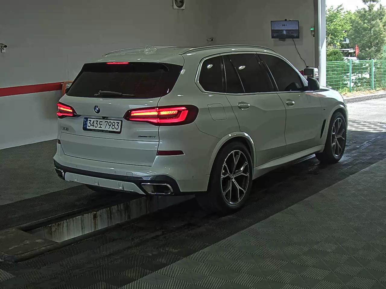 BMW X5 2023 - Image 4