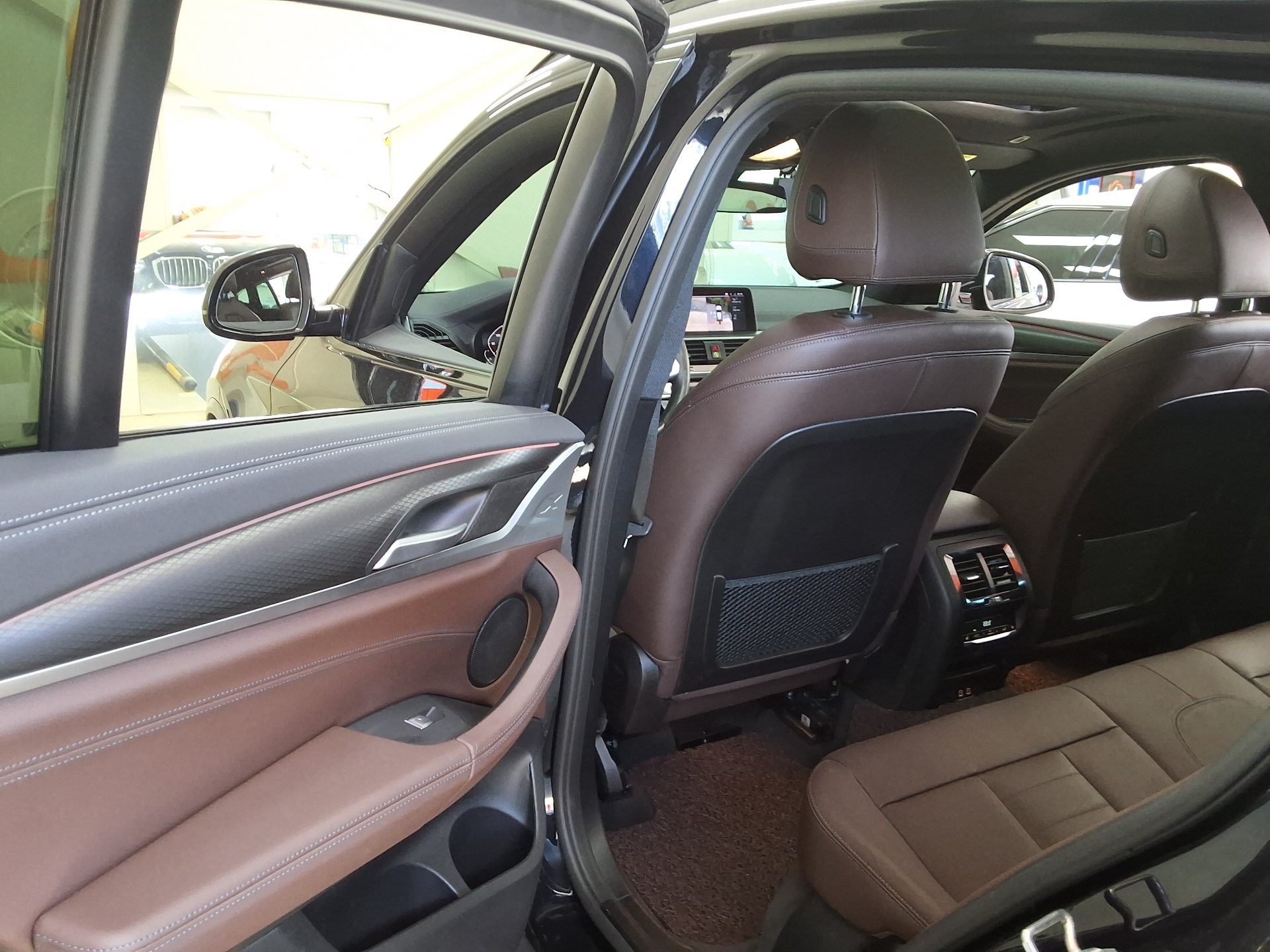 BMW X4 2021 - Image 11