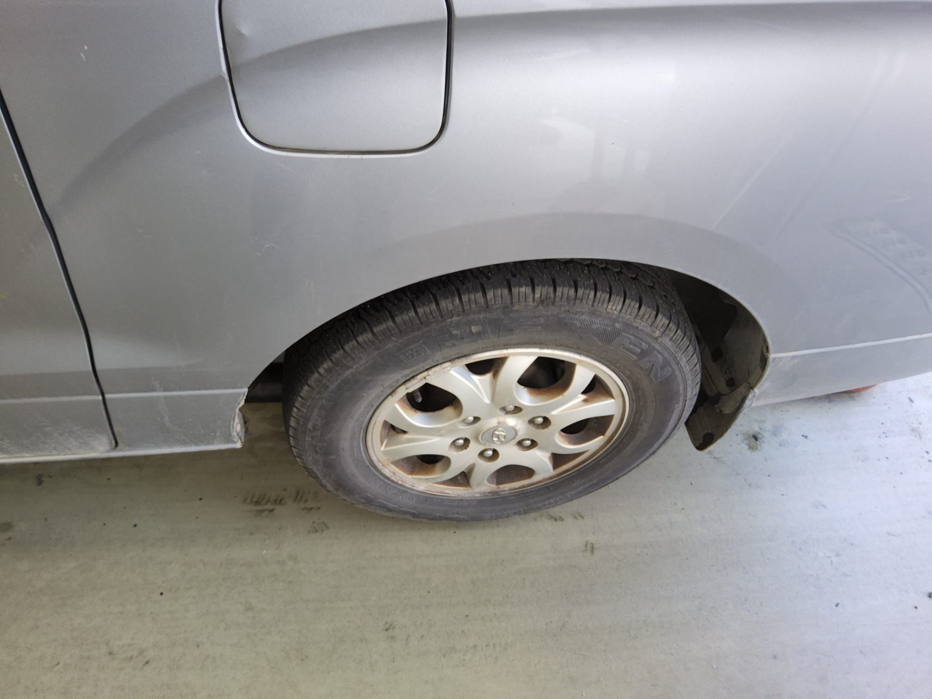 Hyundai Grand Starex 2012 - Image 18