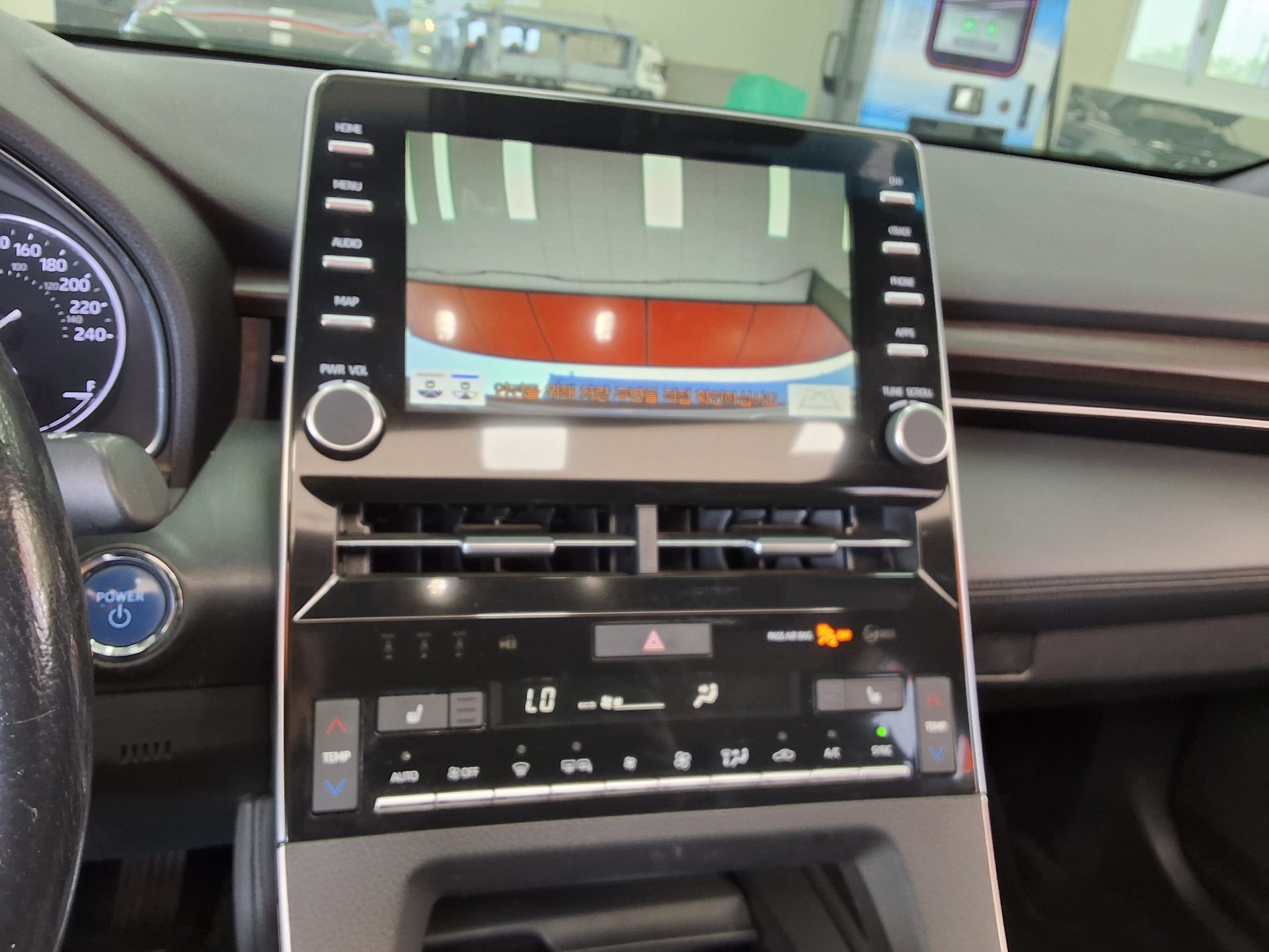 Toyota Avalon 2019 - Image 17