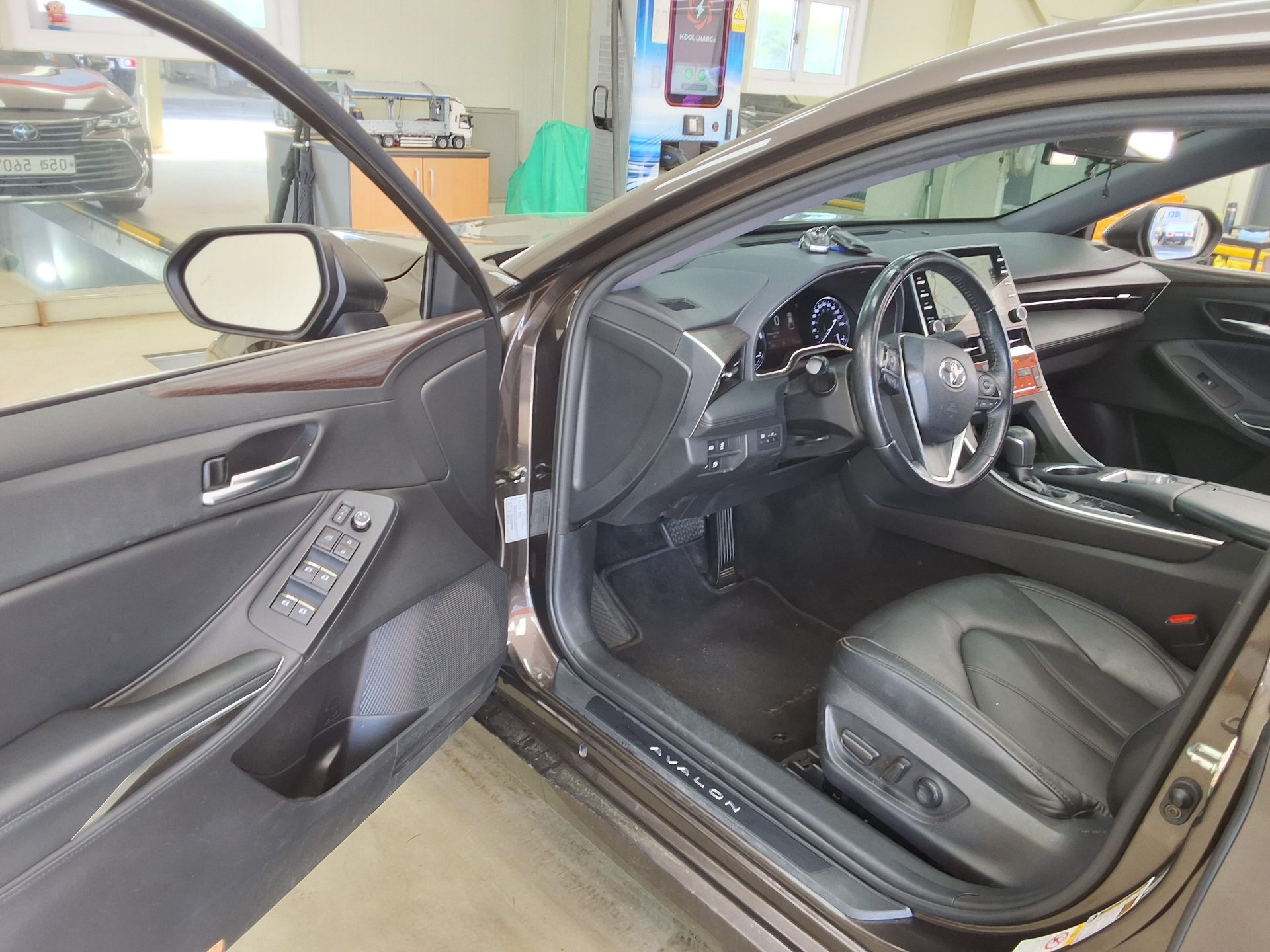 Toyota Avalon 2019 - Image 9