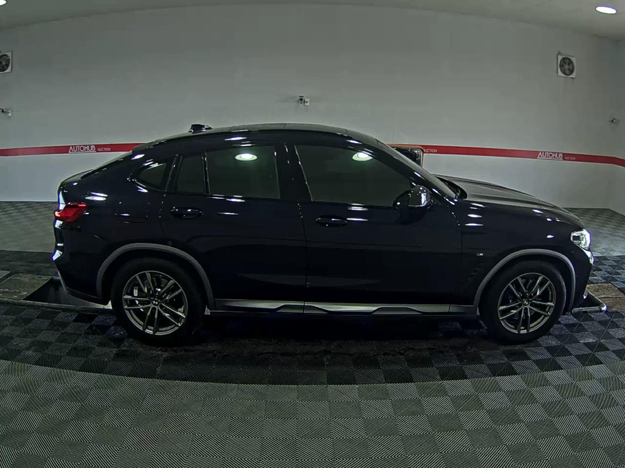 BMW X4 2021 - Image 3