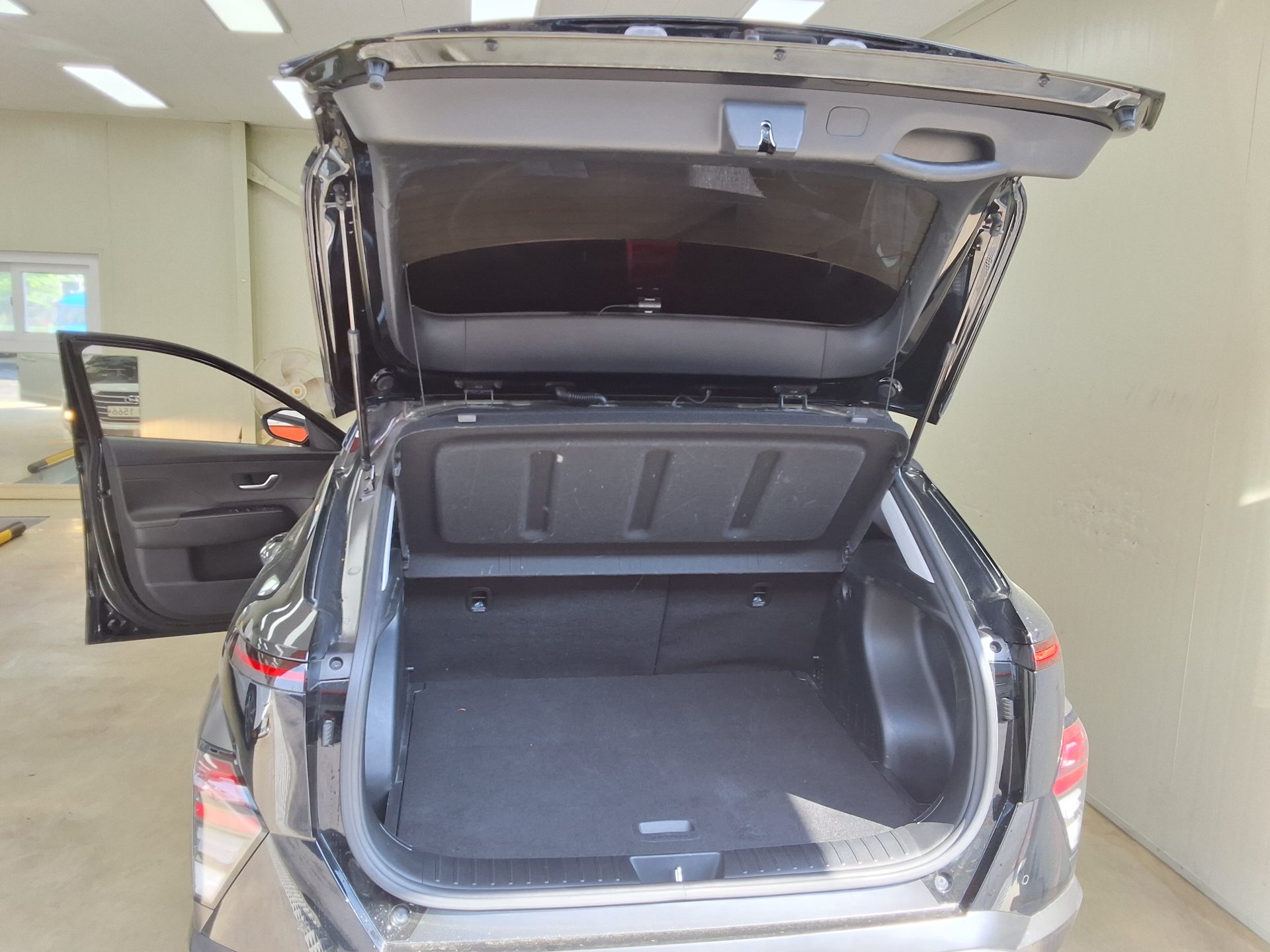 Hyundai Kona 2023 - Image 14