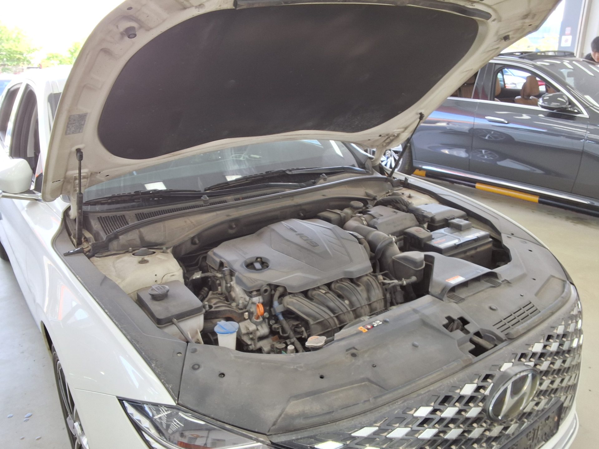 Hyundai Grandeur 2021 - Image 17