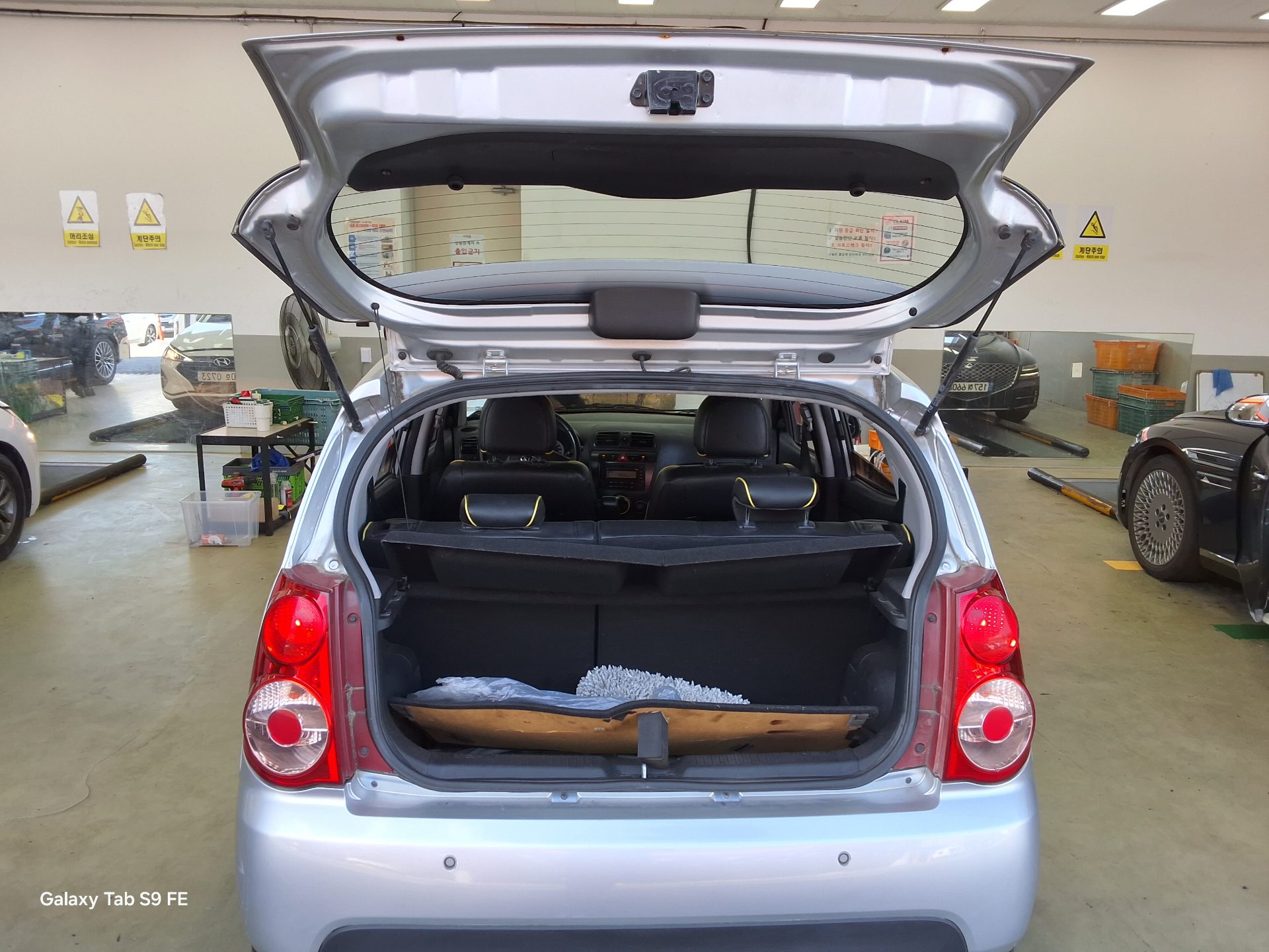 Kia Morning 2011 - Image 14