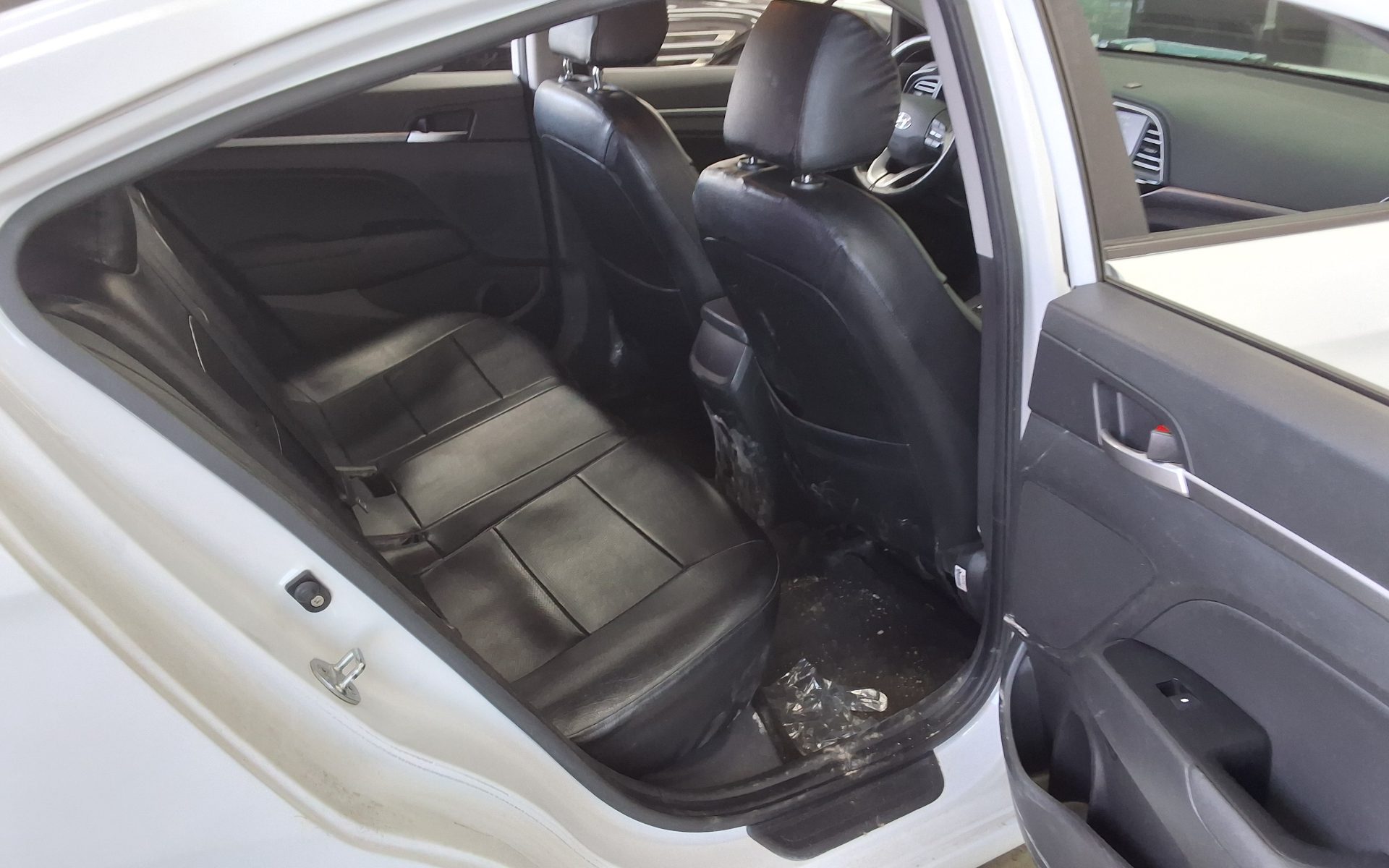 Hyundai Elantra 2019 - Image 12