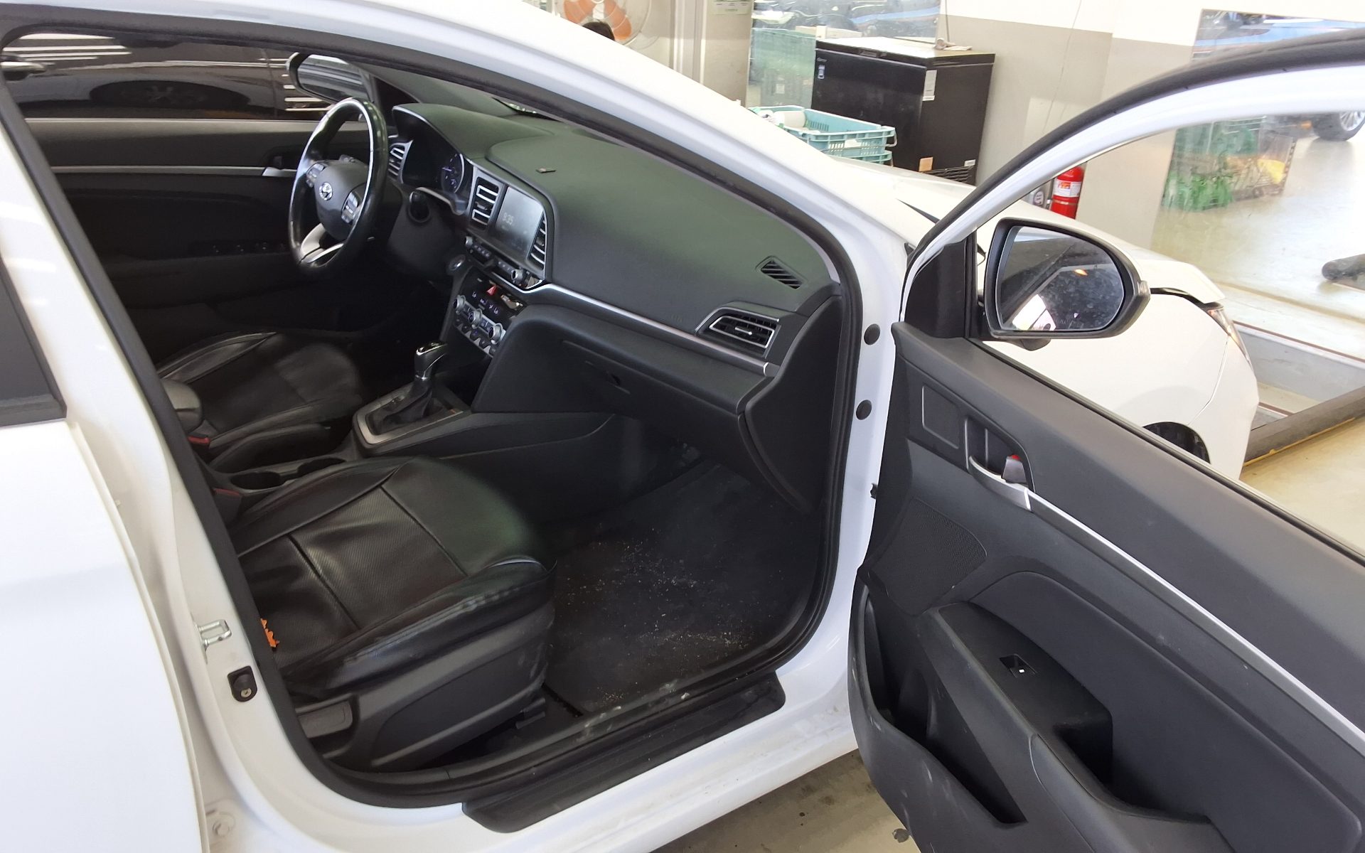 Hyundai Elantra 2019 - Image 13