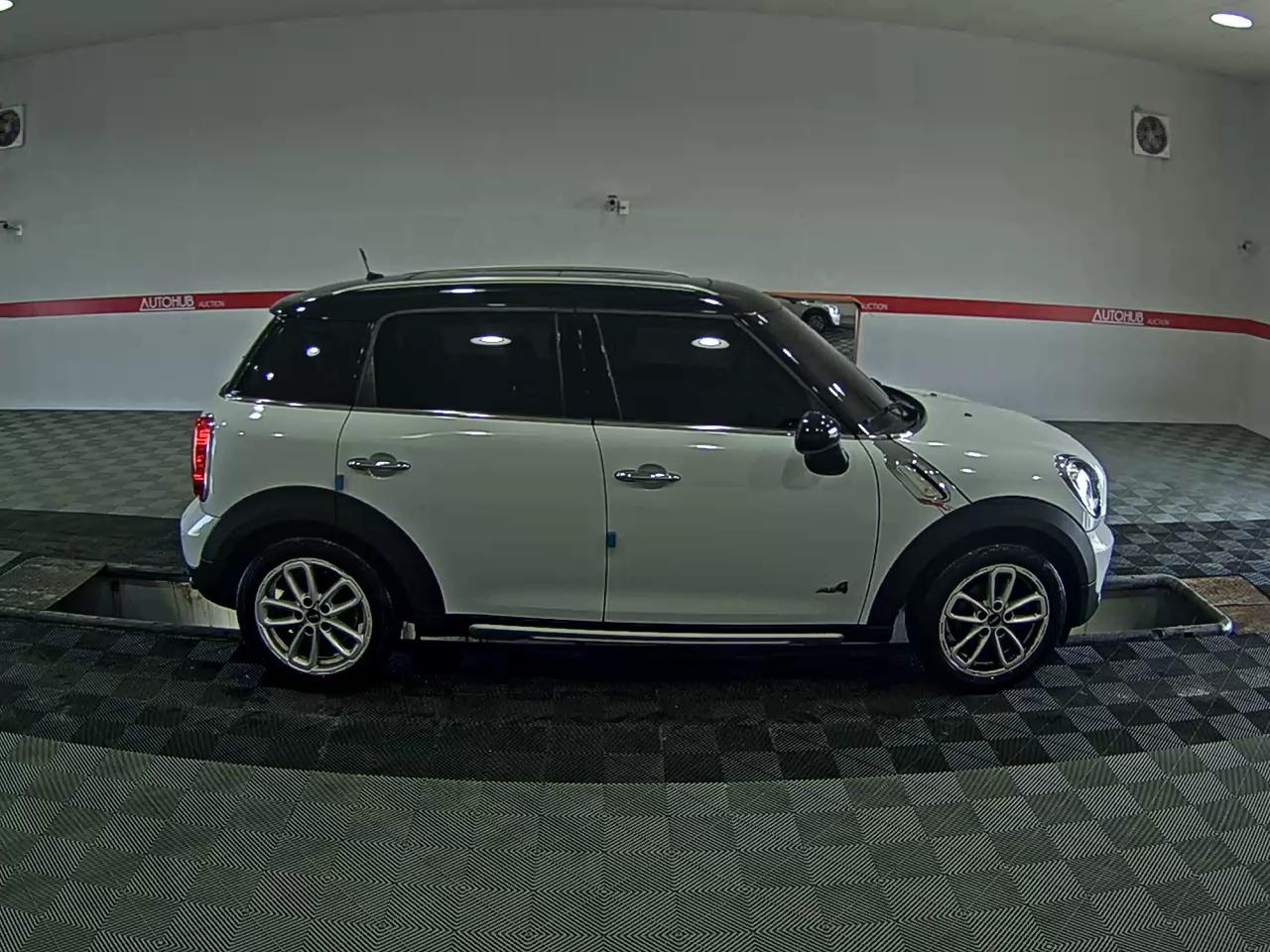 BMW MINI 2016 - Image 3